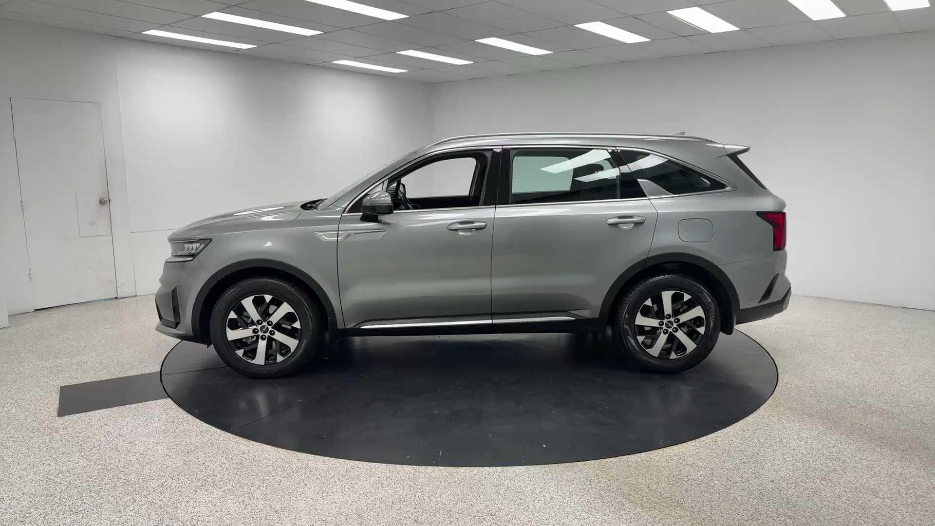 Primary car image