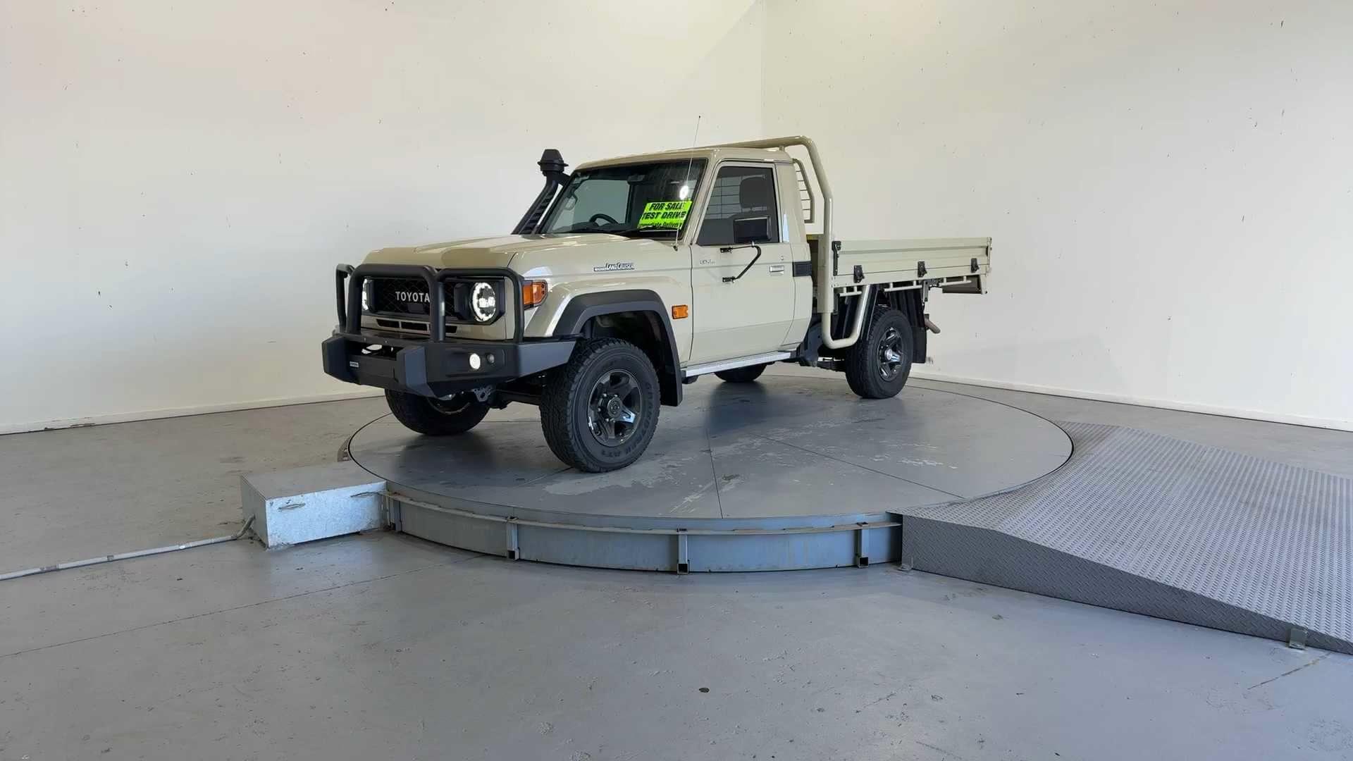 Primary car image