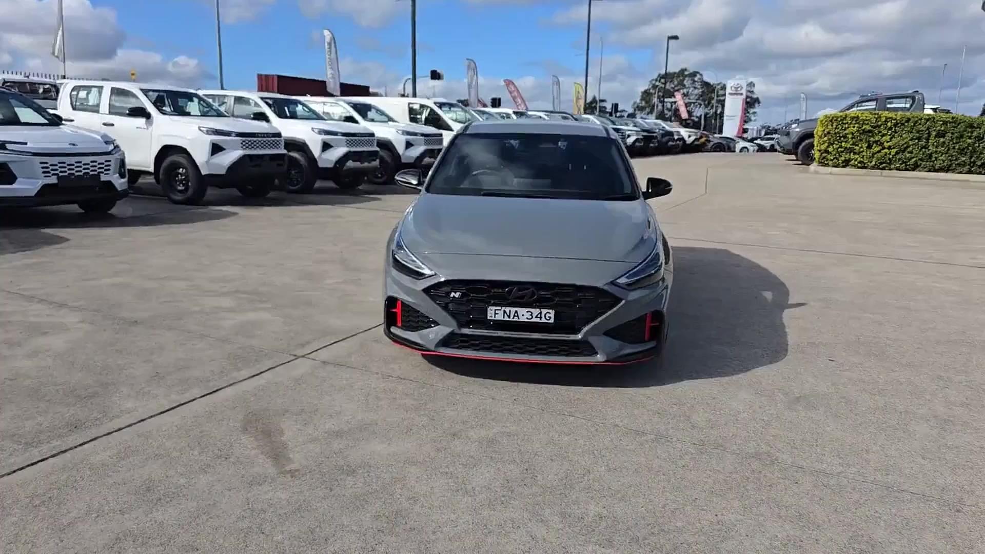 Primary car image