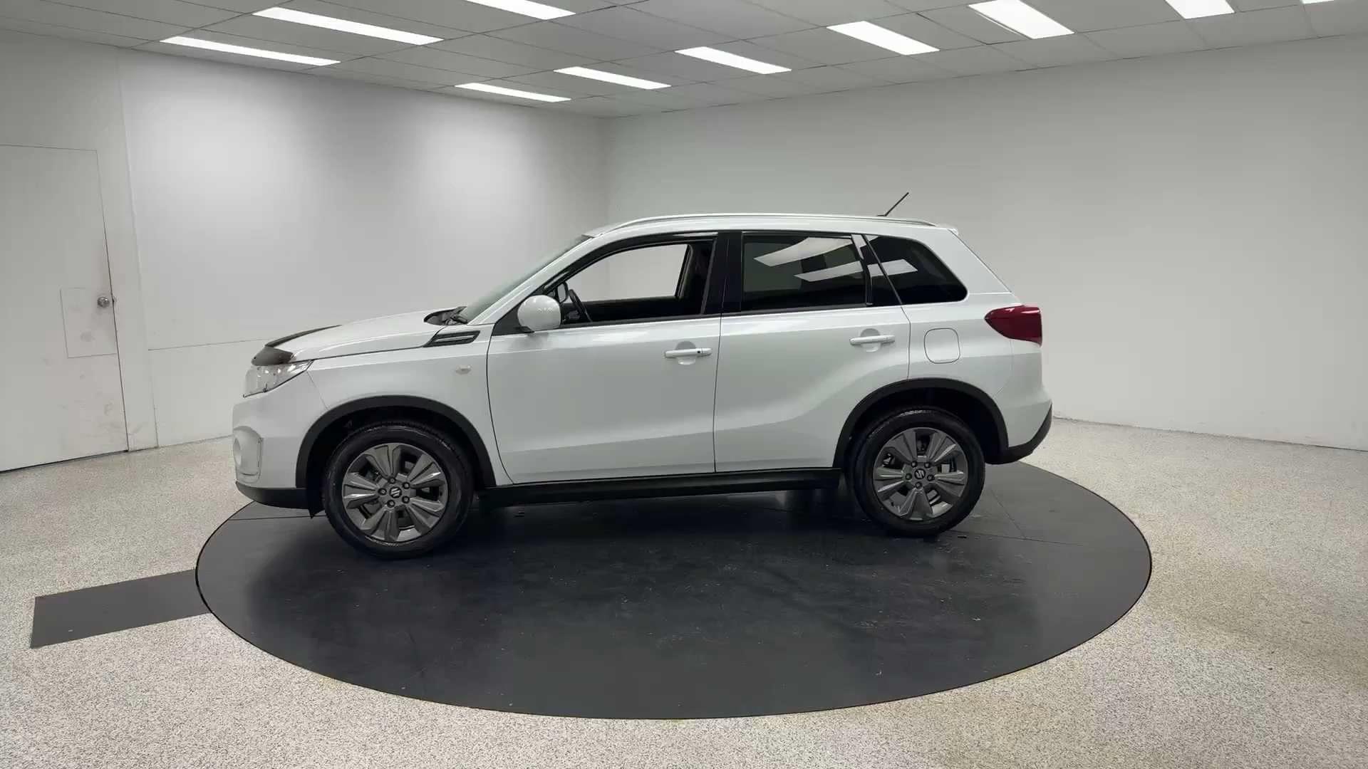 Primary car image