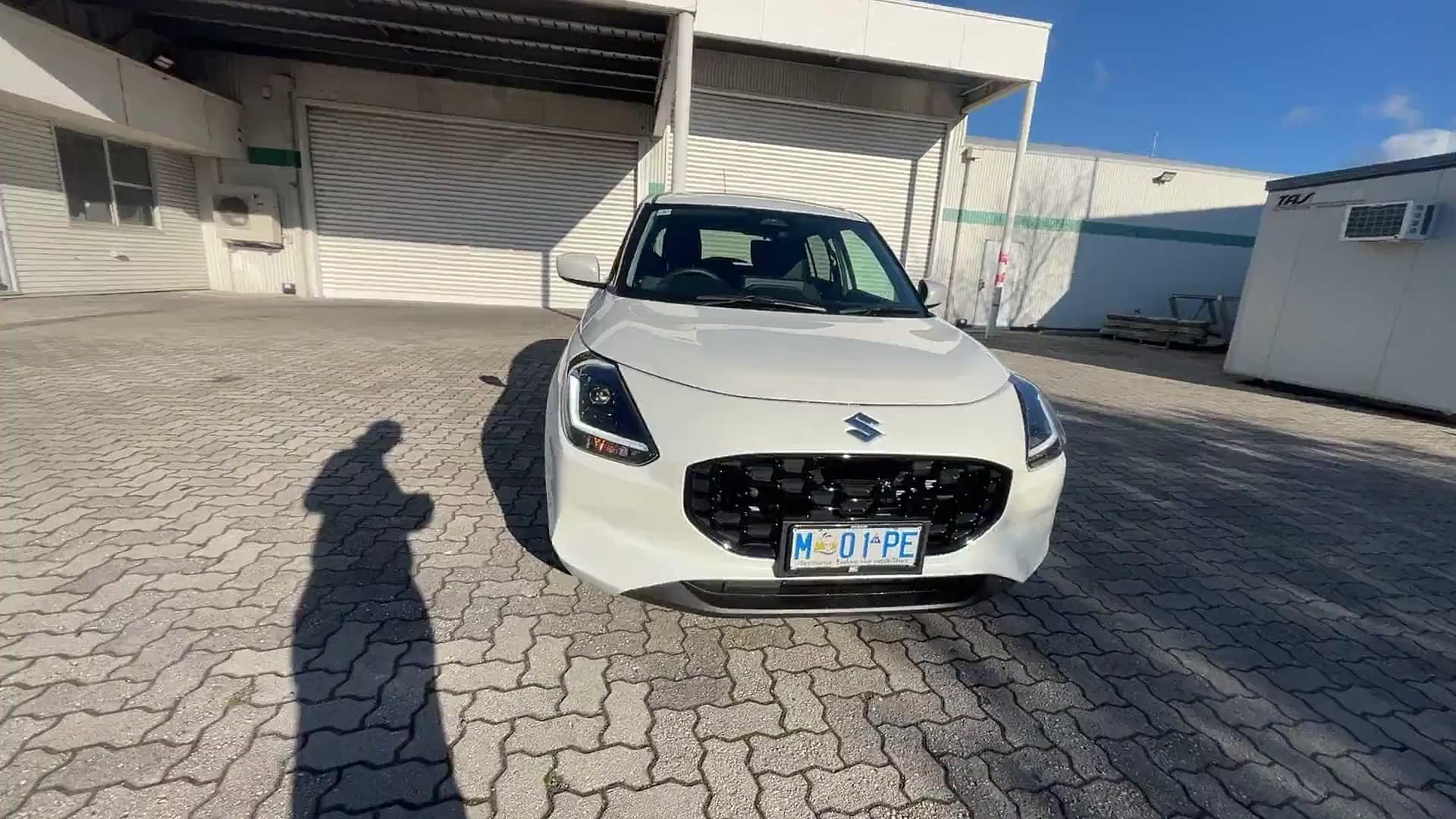 Primary car image