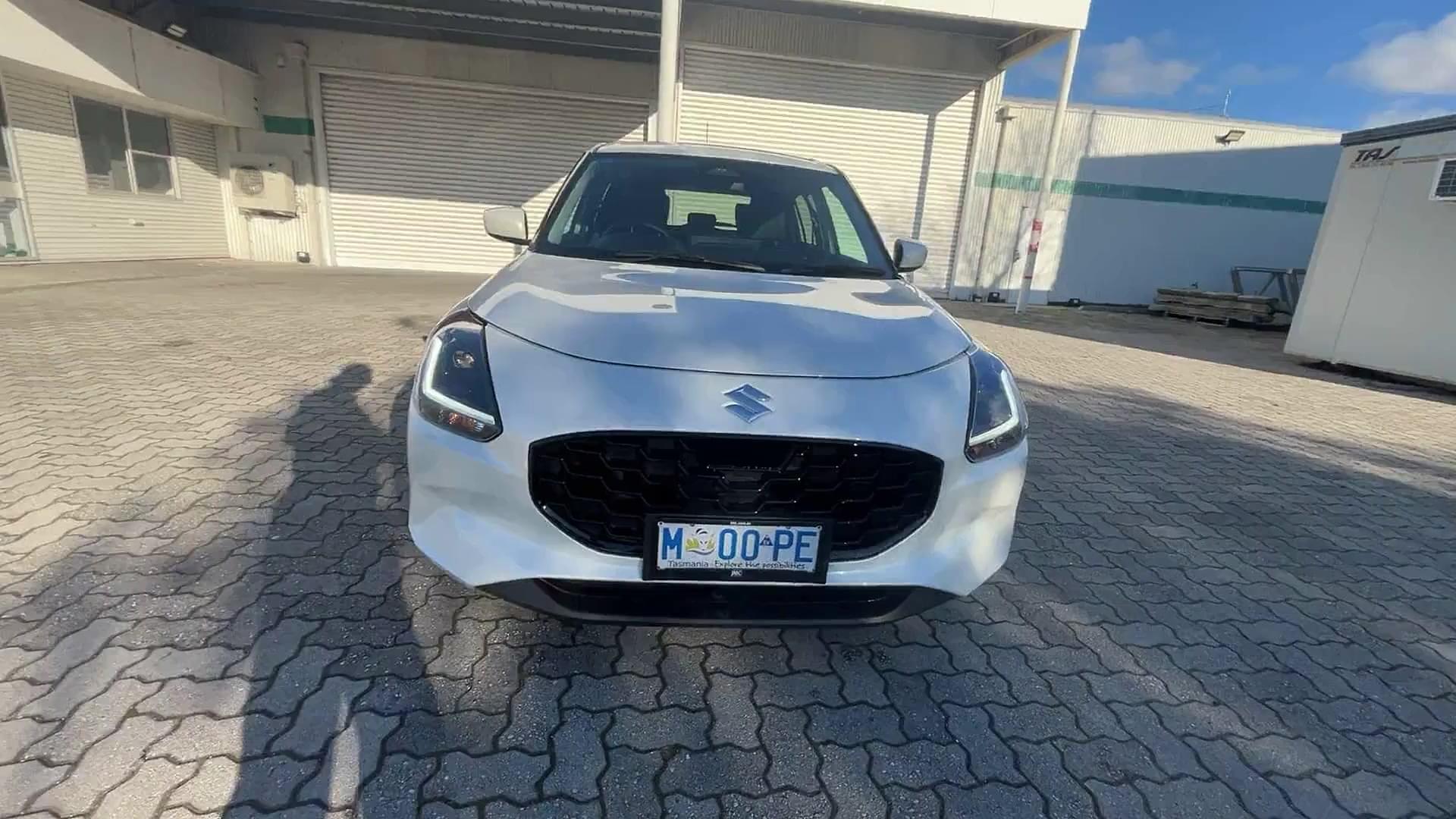 Primary car image