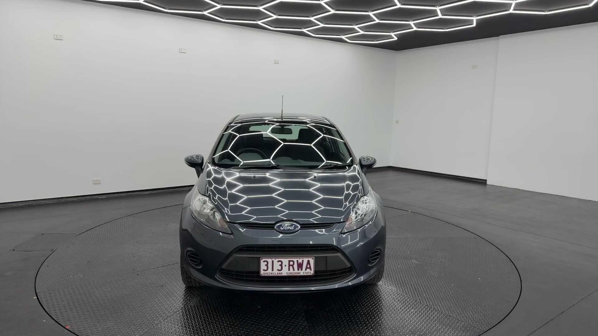 Primary car image