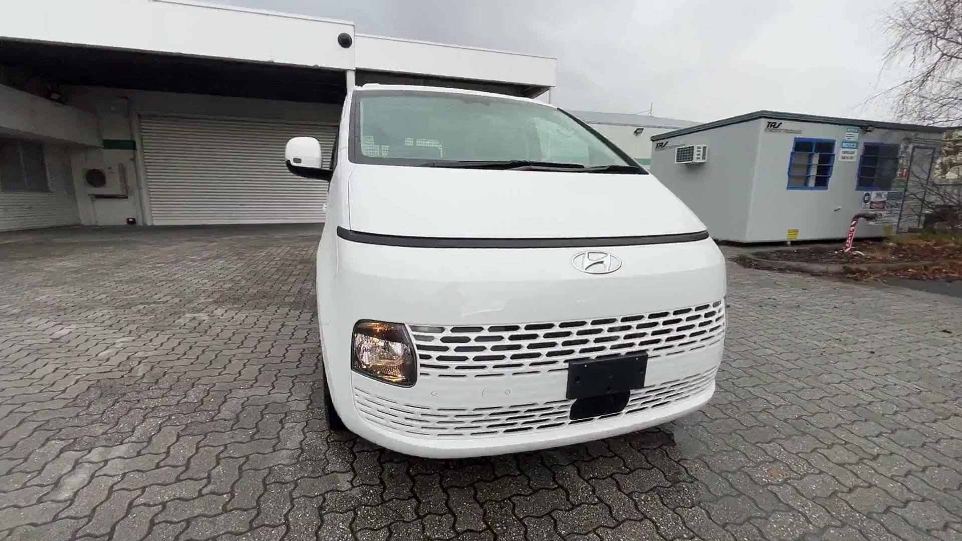 Primary car image