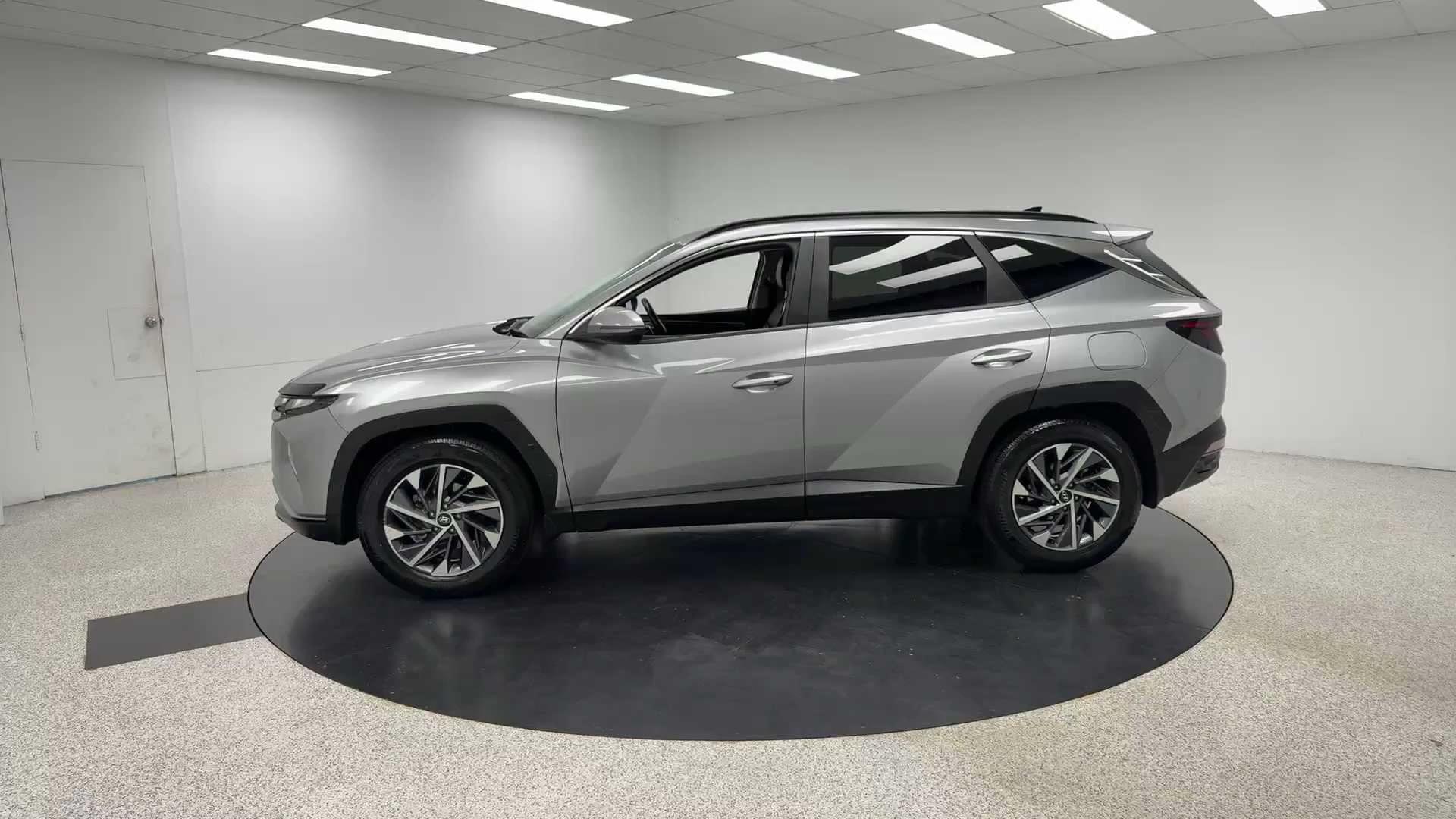 Primary car image