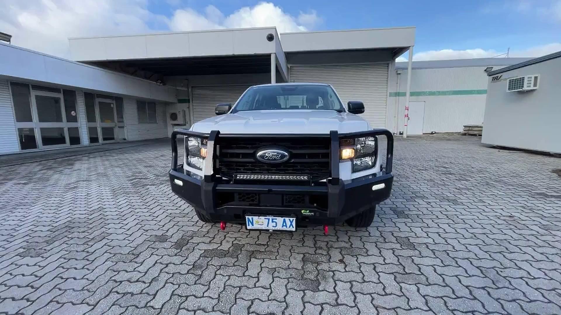 Primary car image