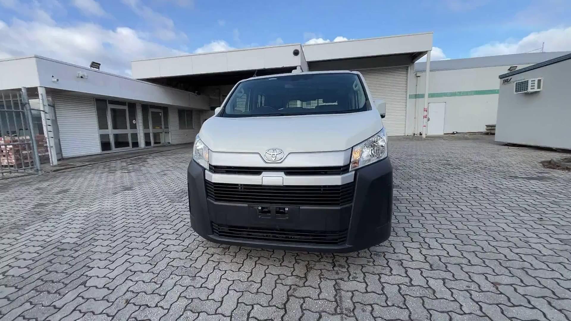 Primary car image