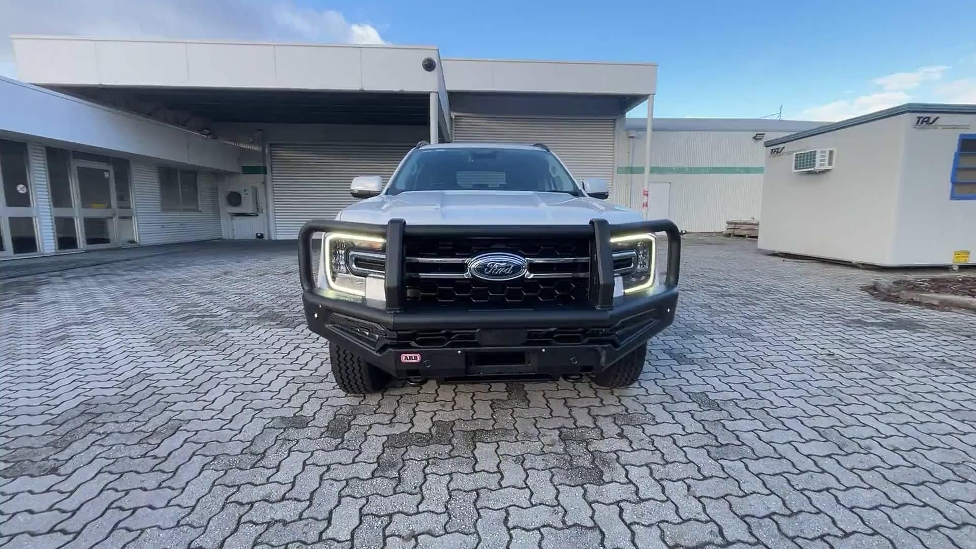 Primary car image