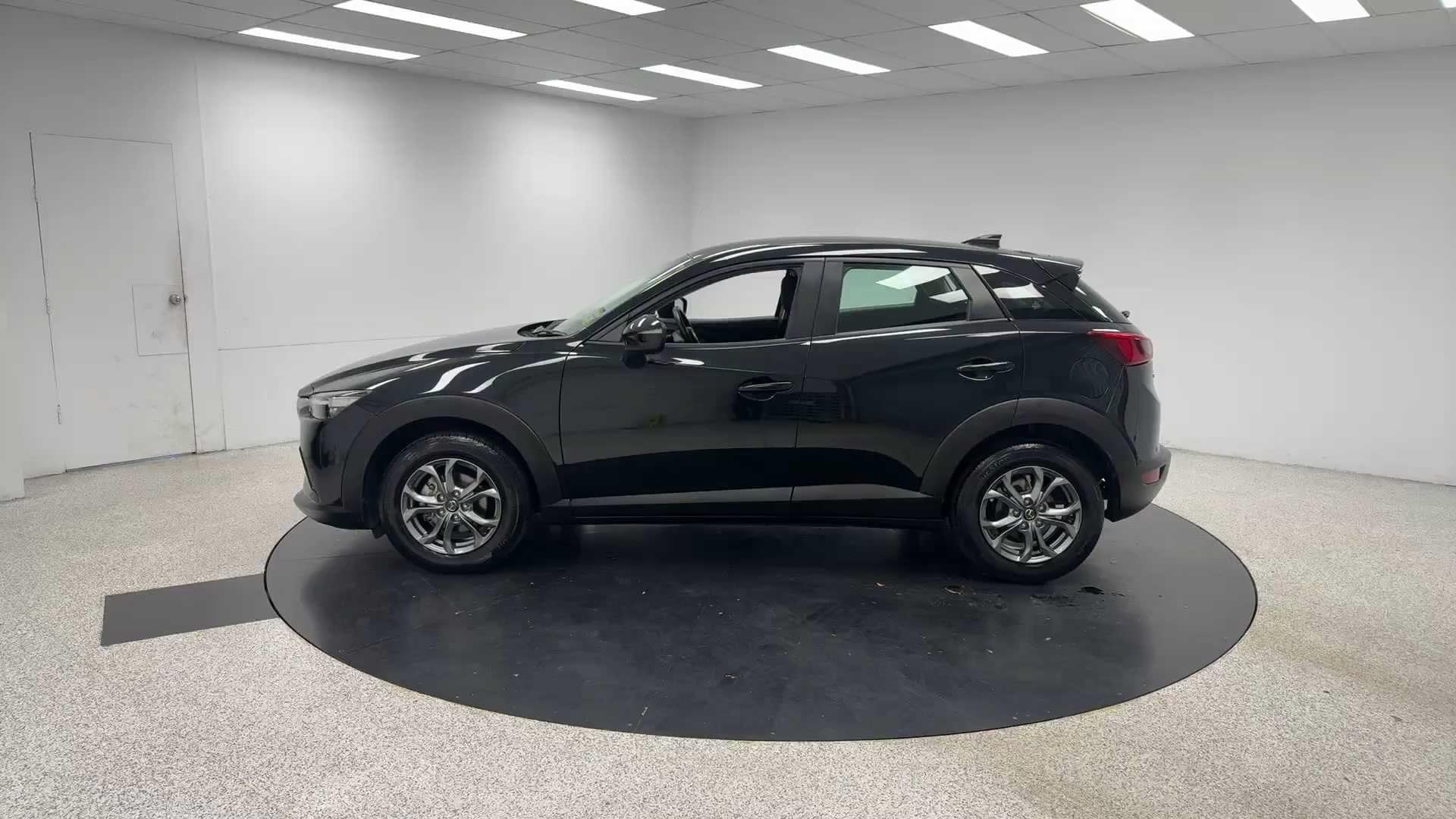 Primary car image