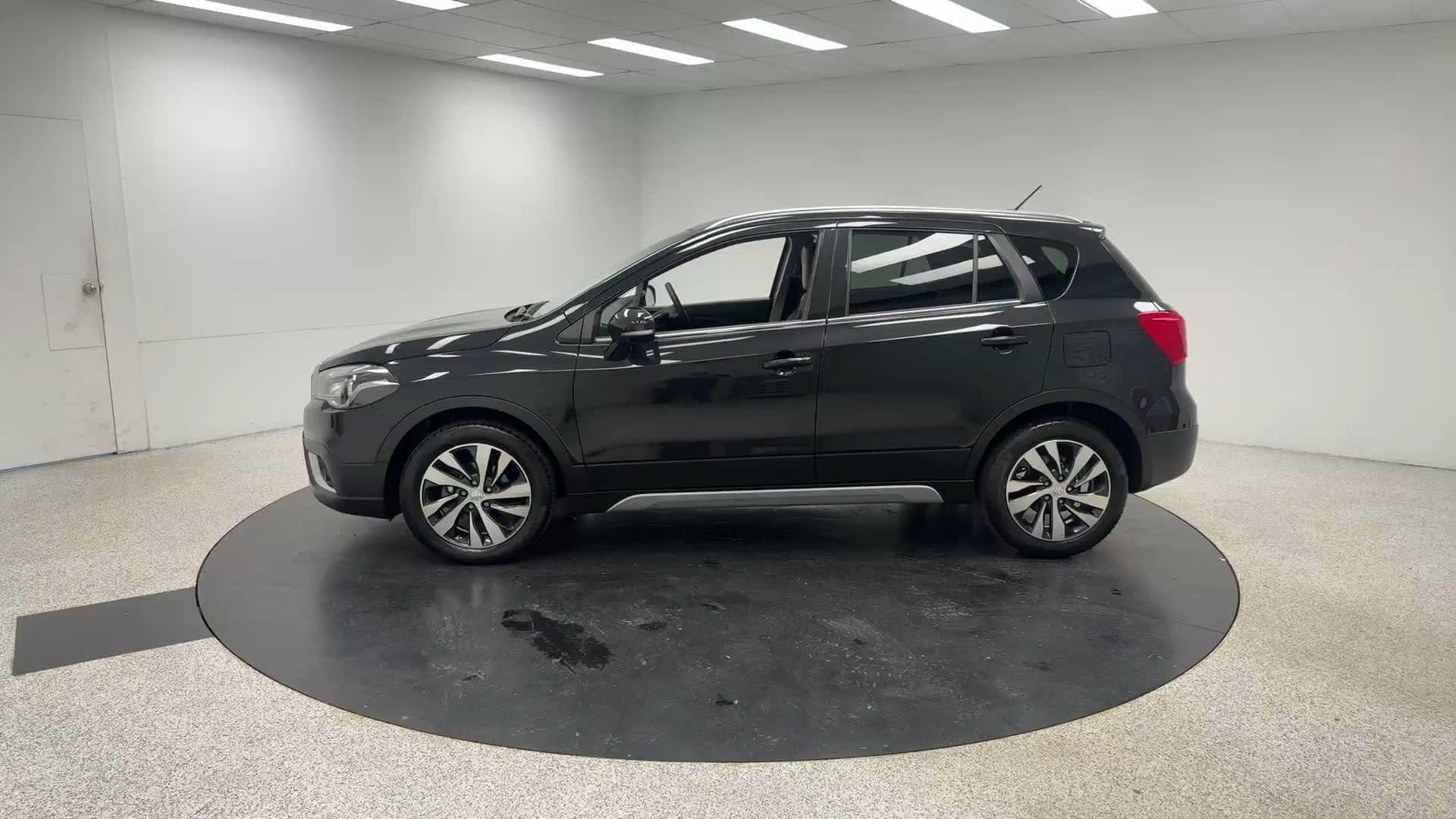 Primary car image