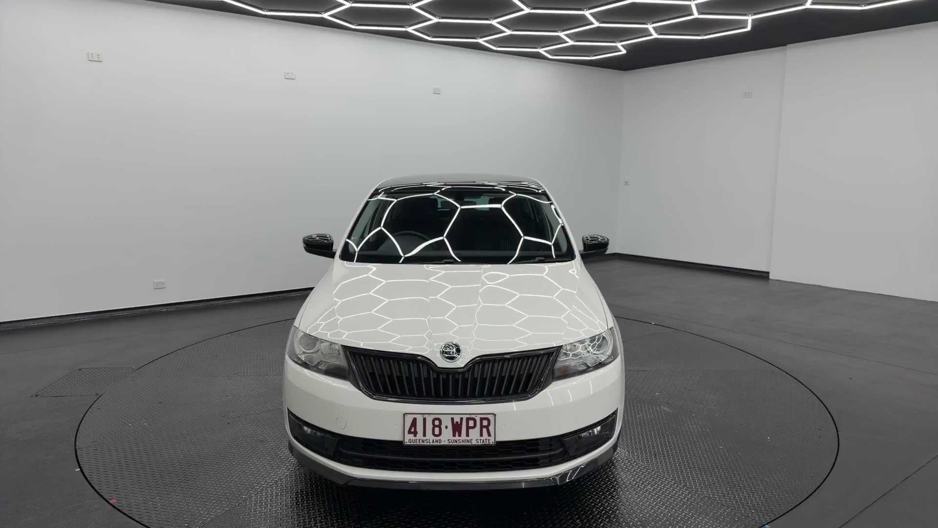 Primary car image