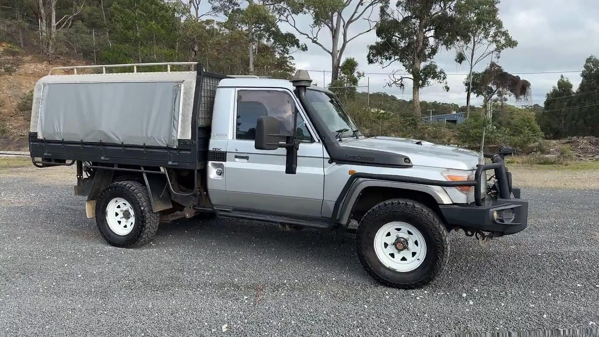 Primary car image
