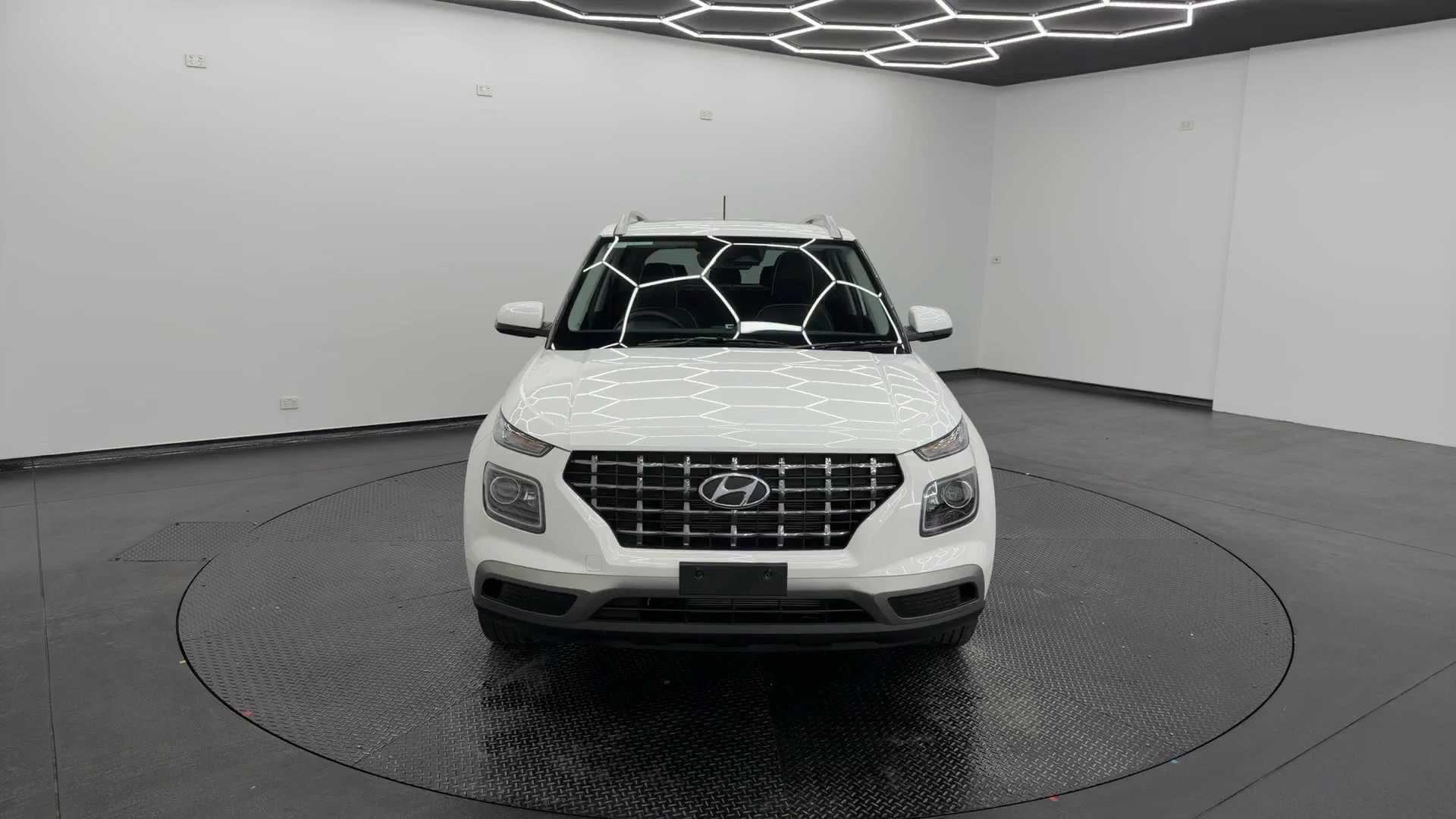 Primary car image