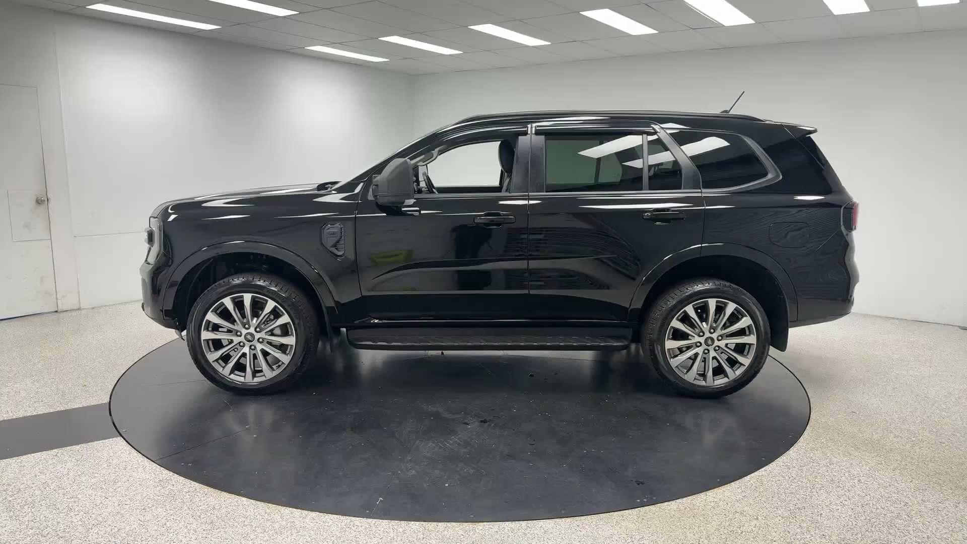 Primary car image