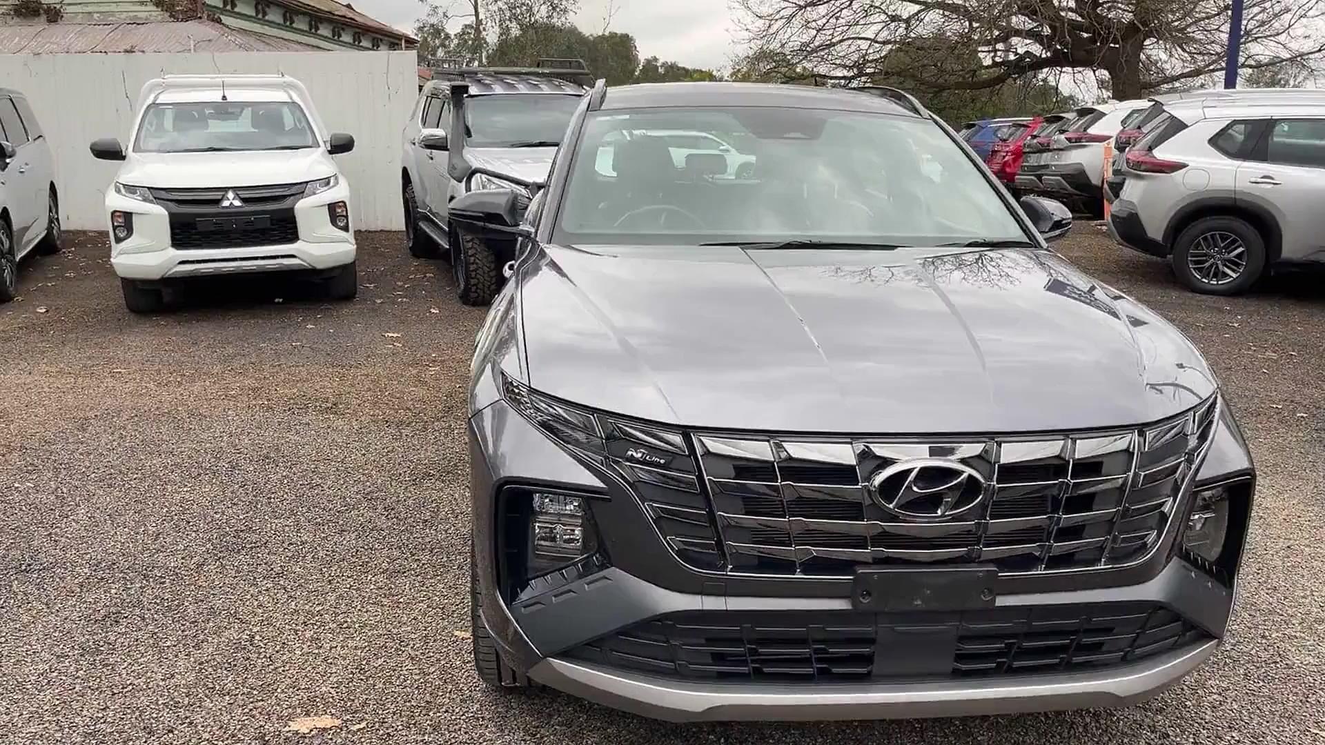 Primary car image