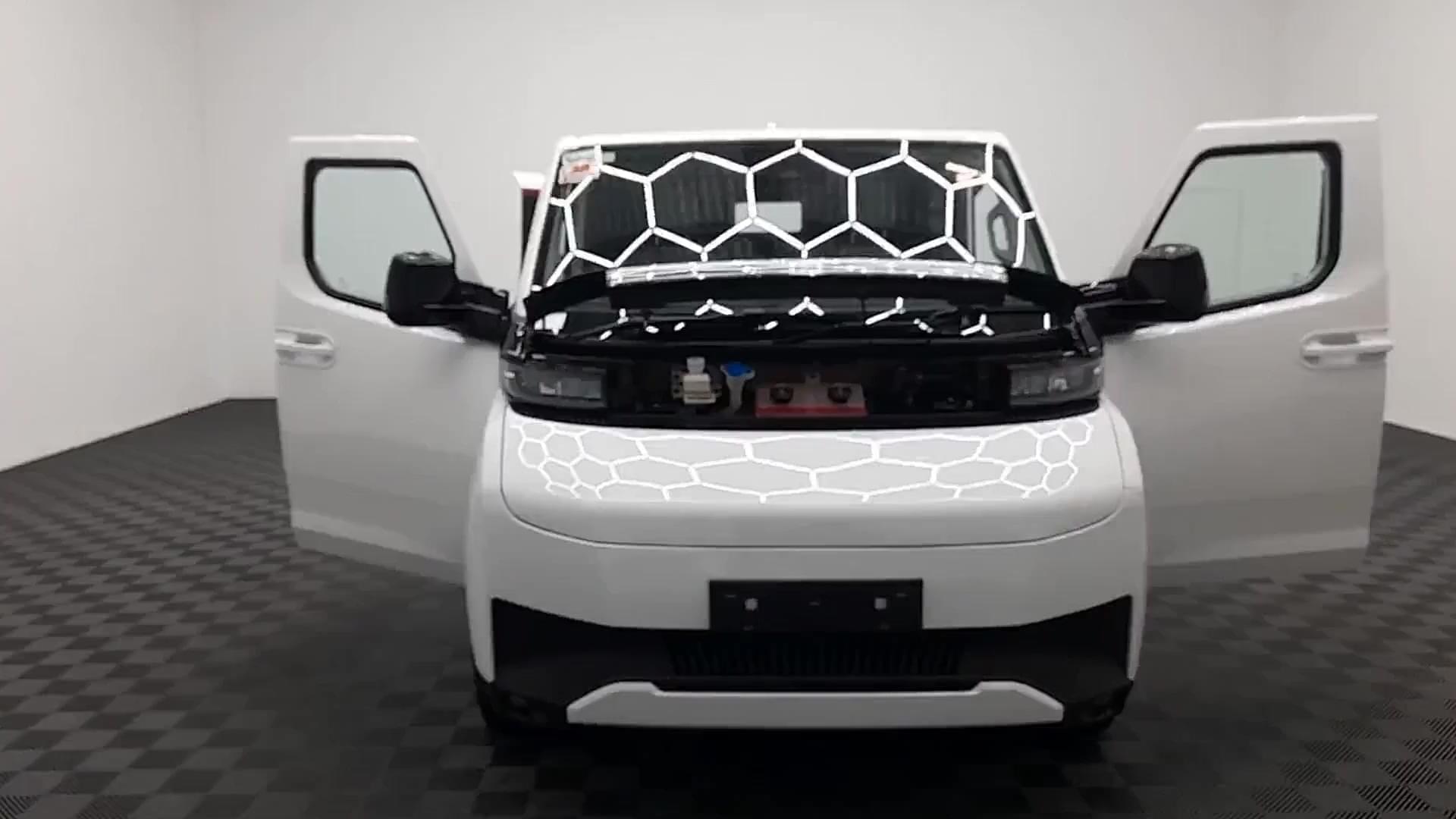 Primary car image