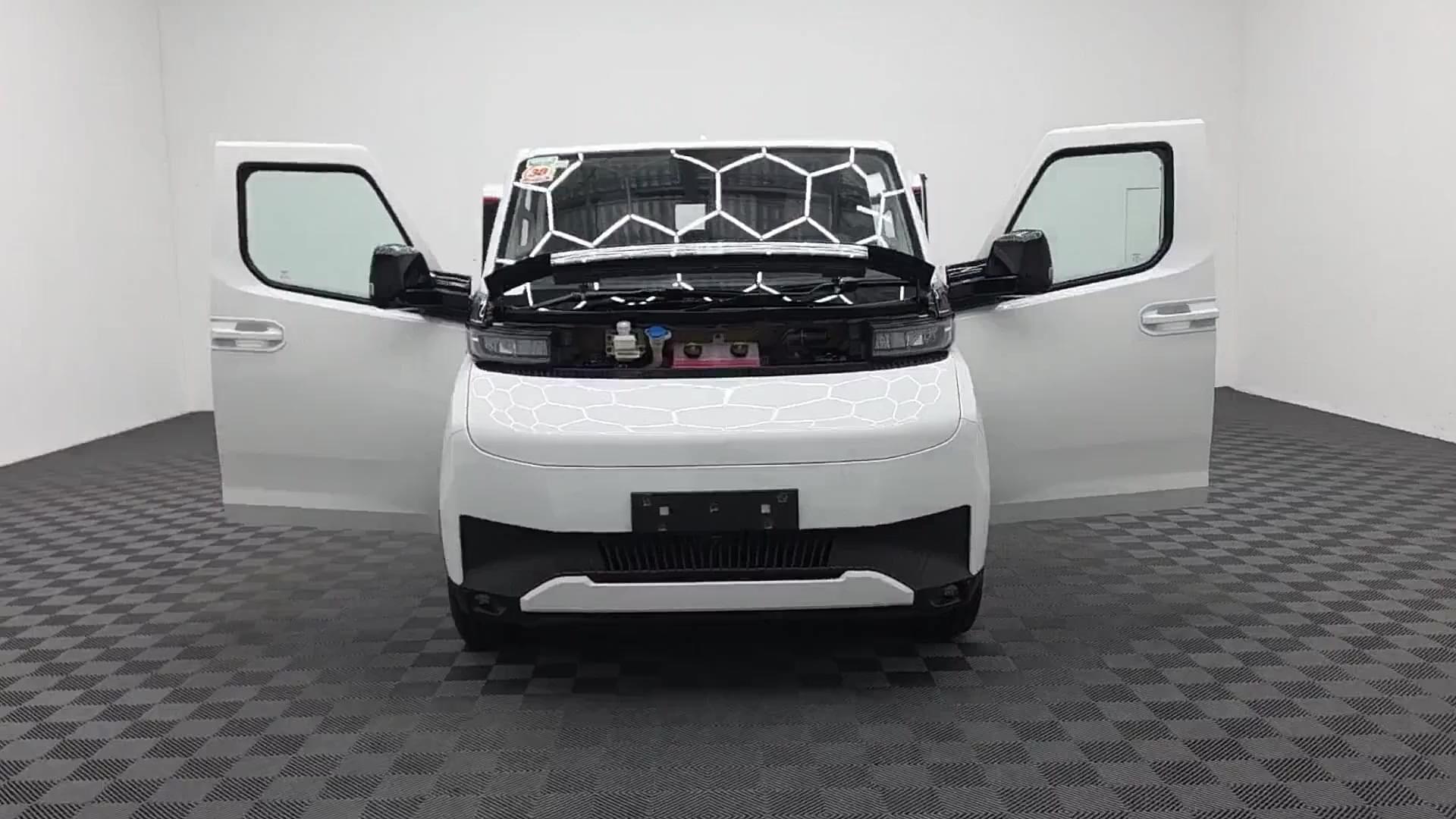 Primary car image