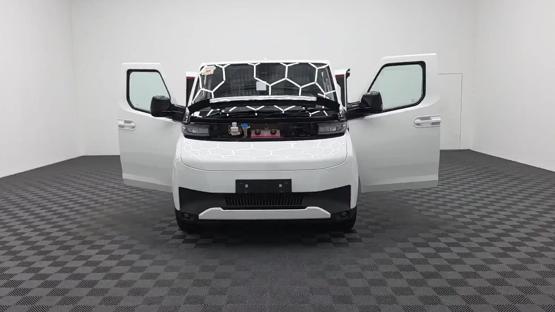 Primary car image