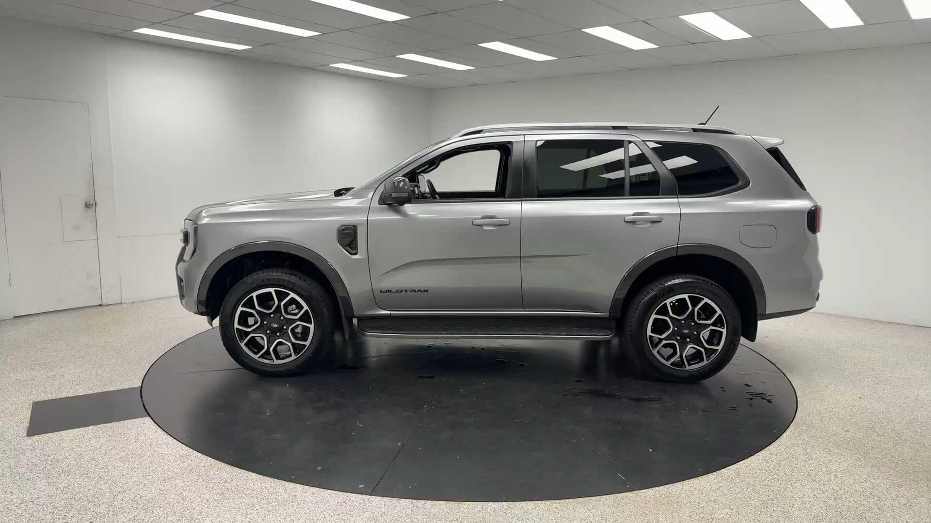 Primary car image