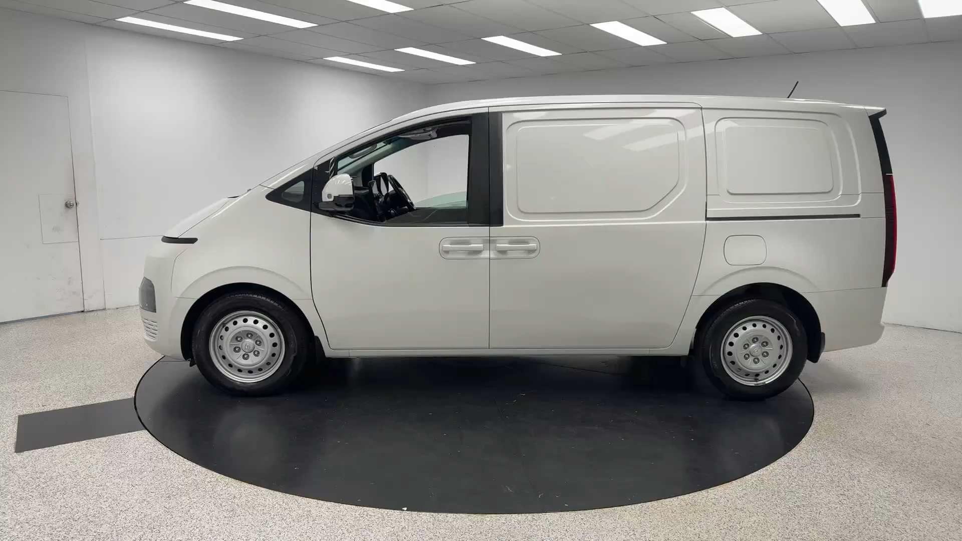 Primary car image