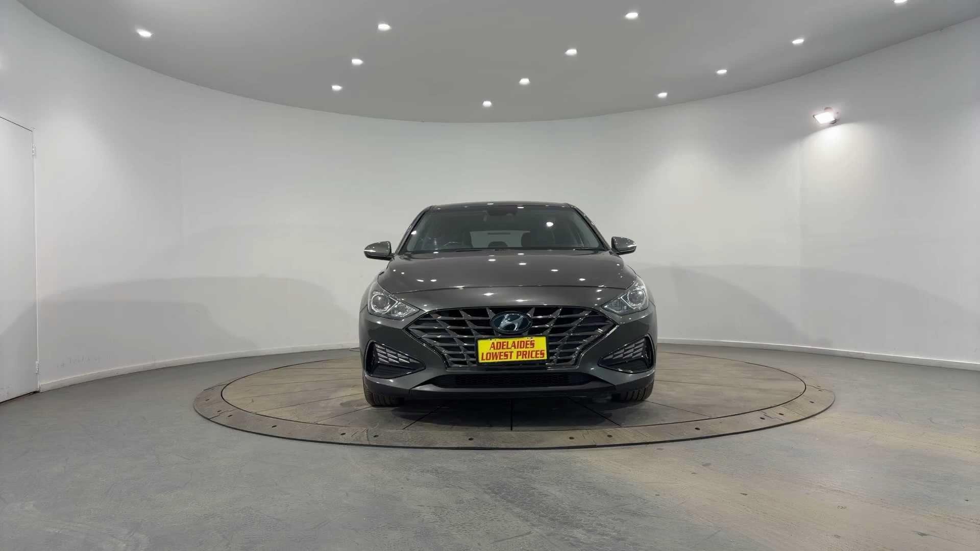 Primary car image