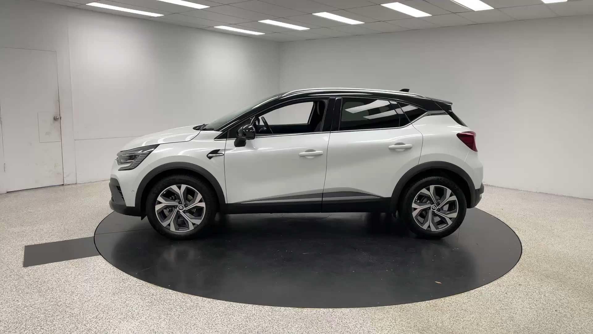 Primary car image