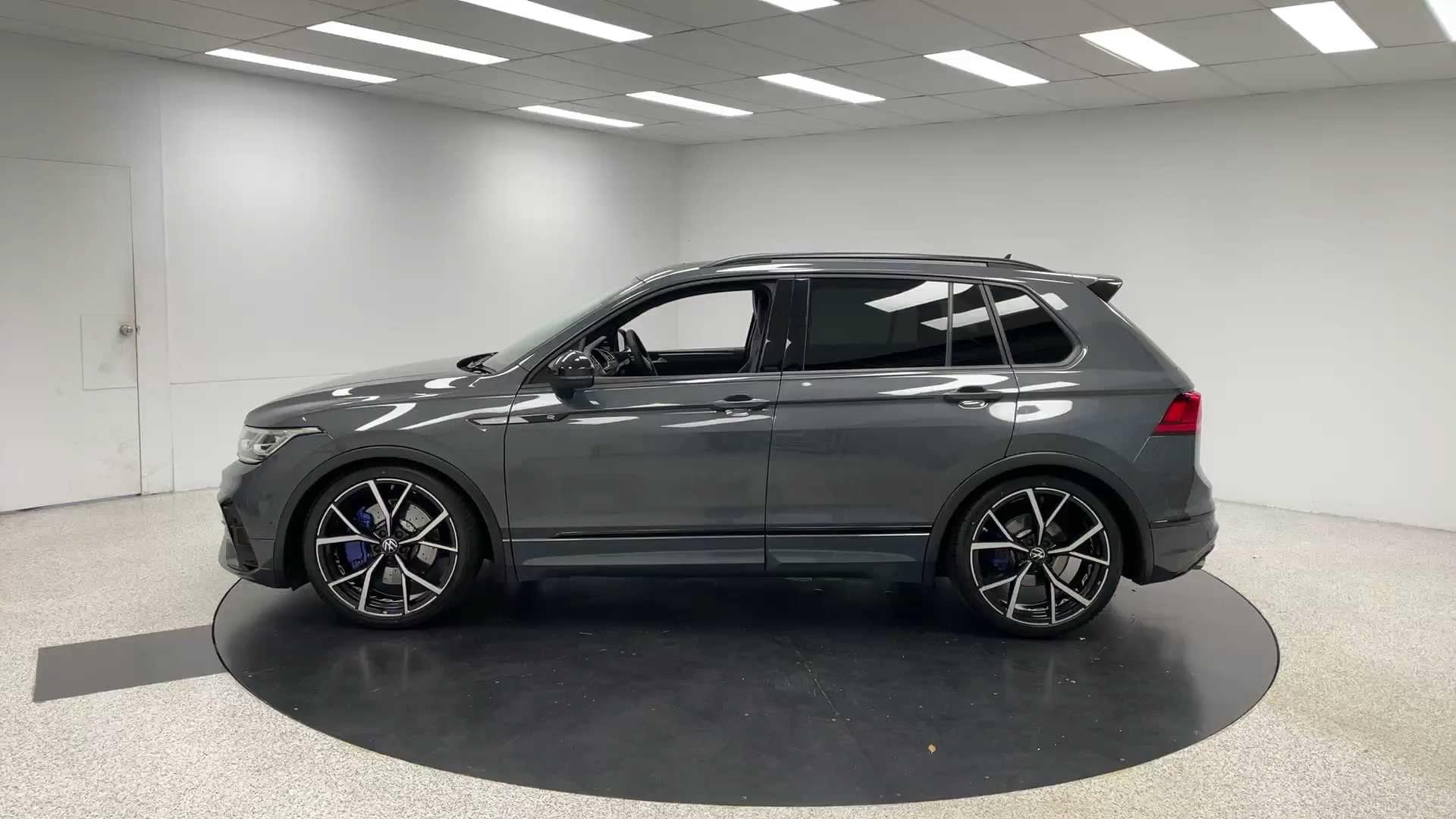 Primary car image
