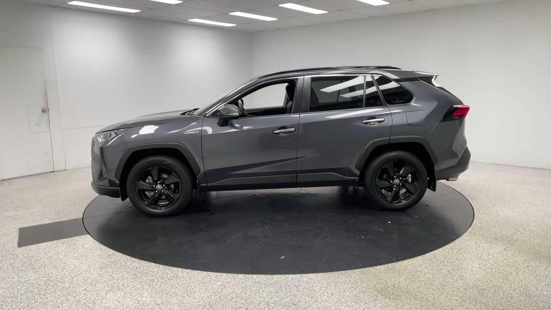 Primary car image