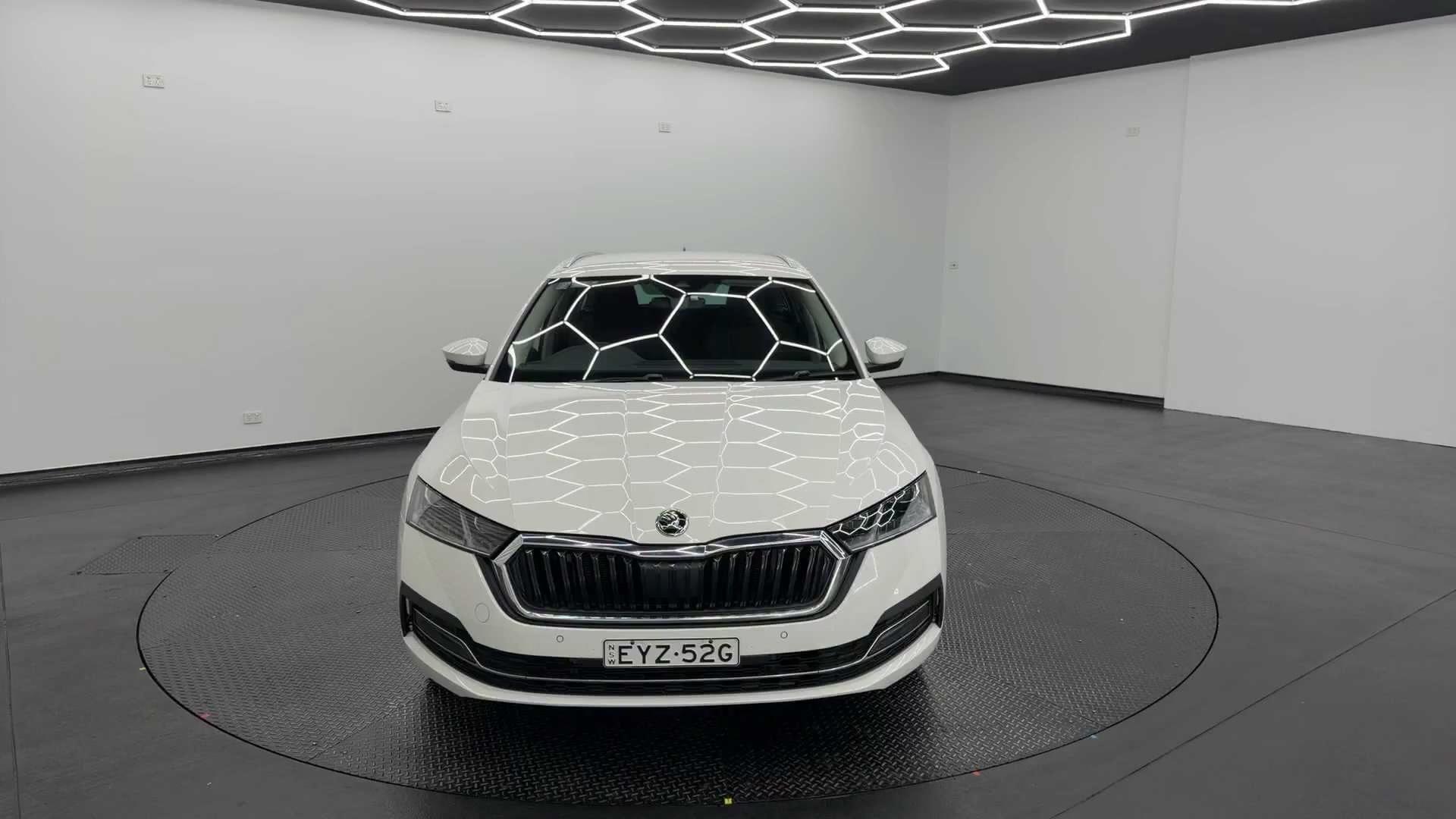 Primary car image