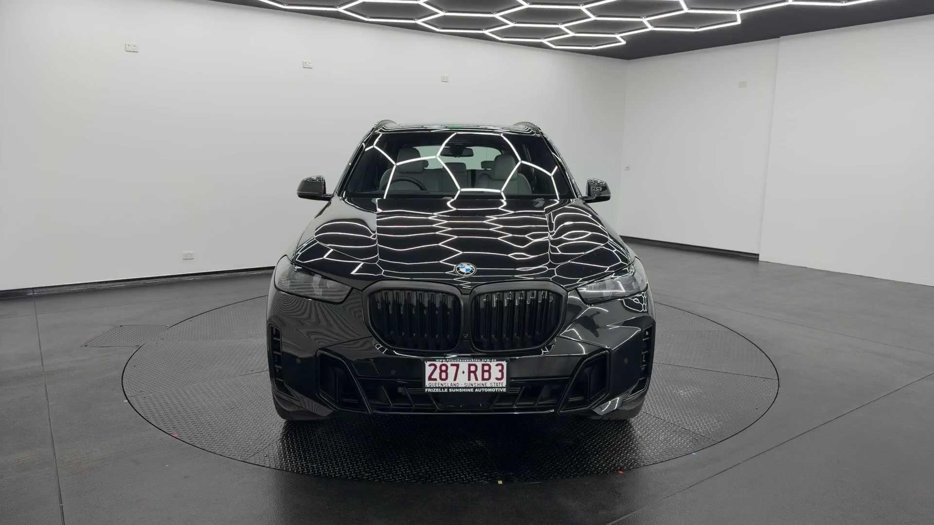 Primary car image