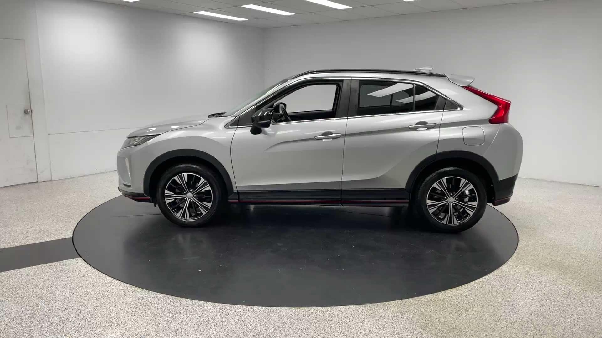 Primary car image