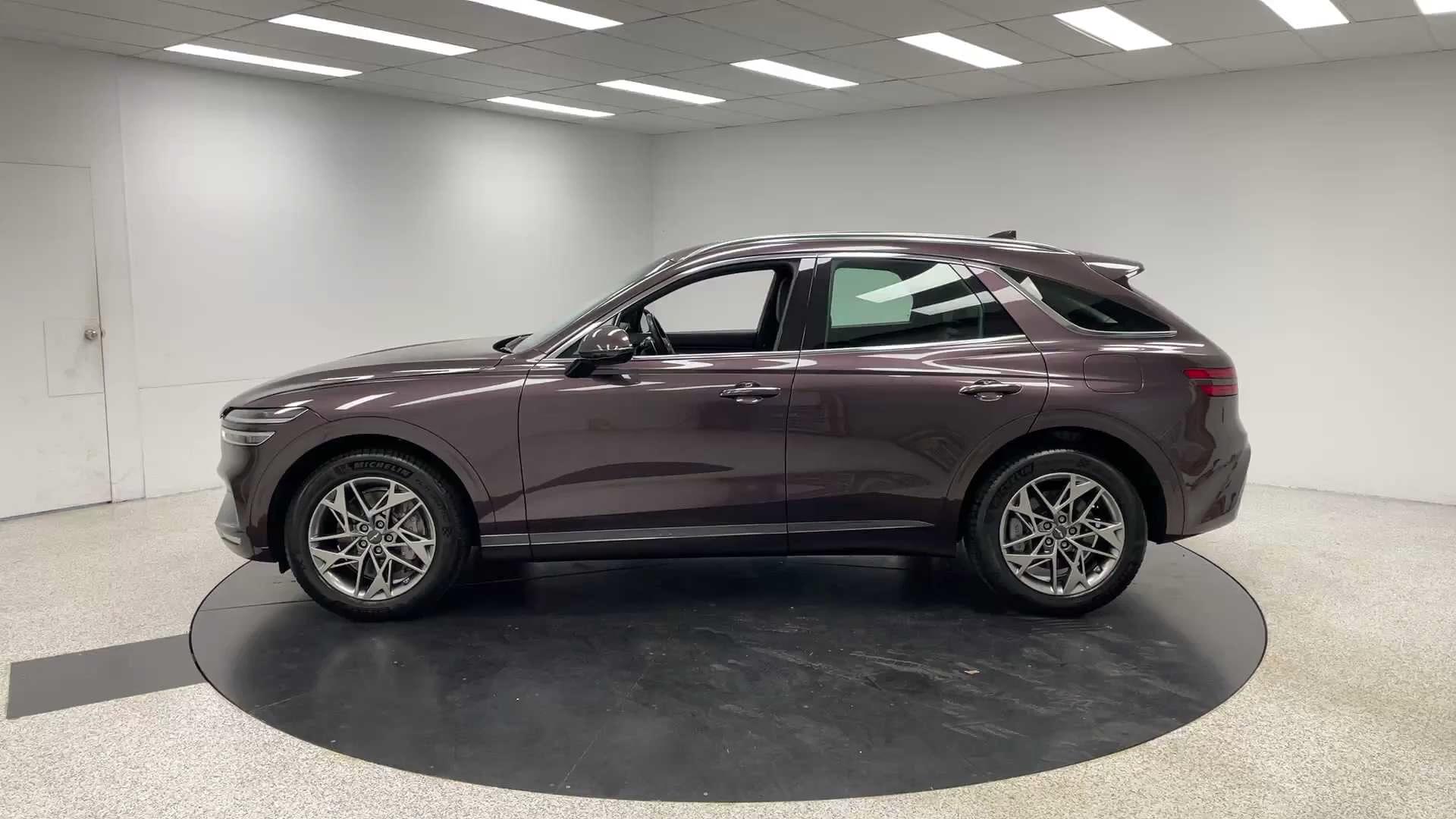 Primary car image