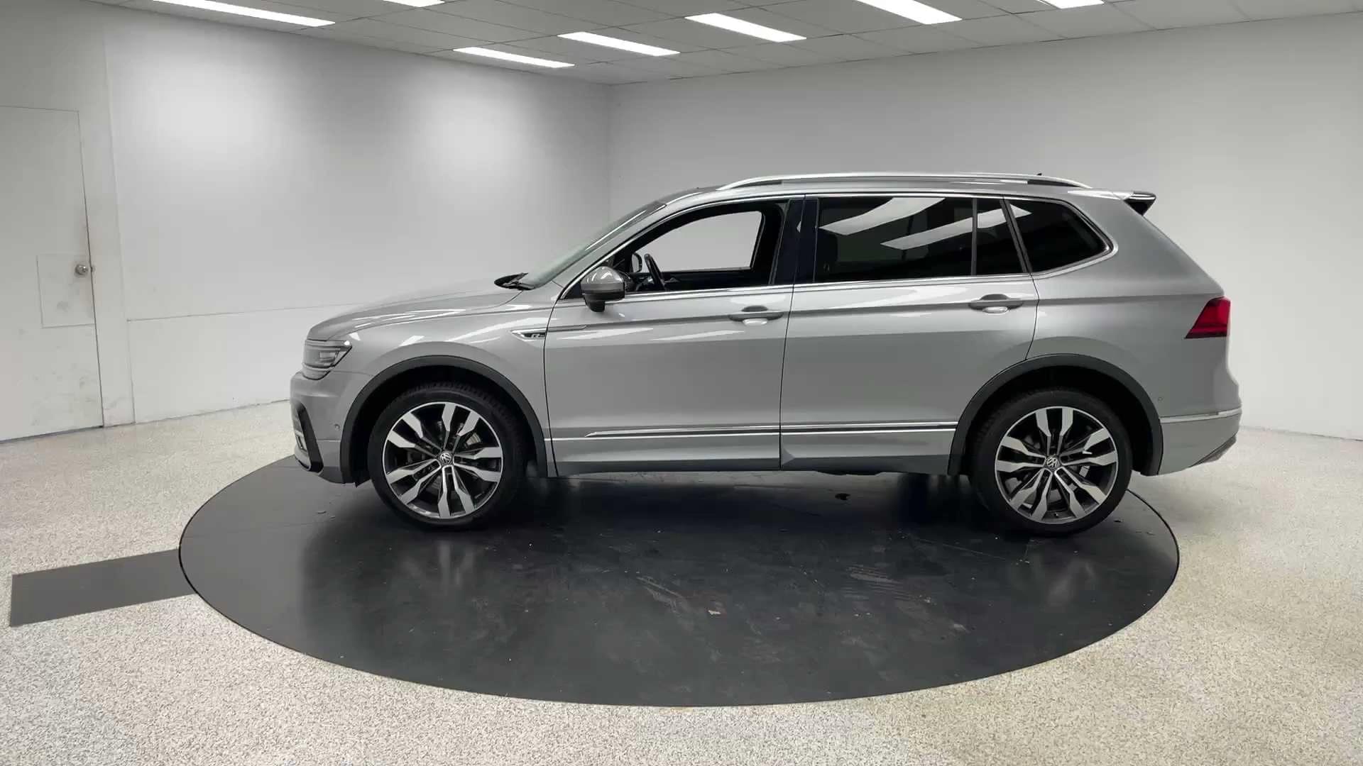Primary car image