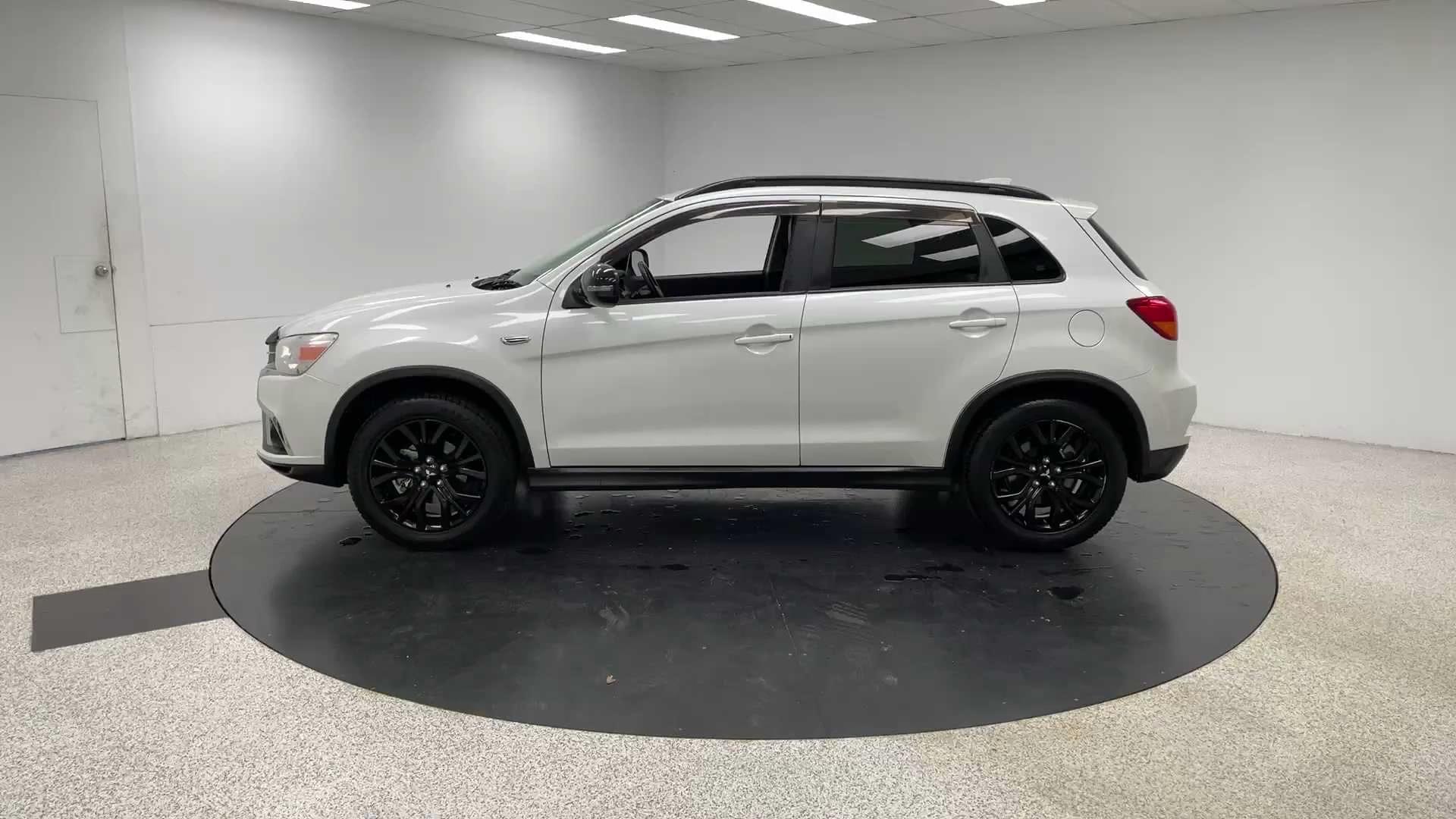 Primary car image