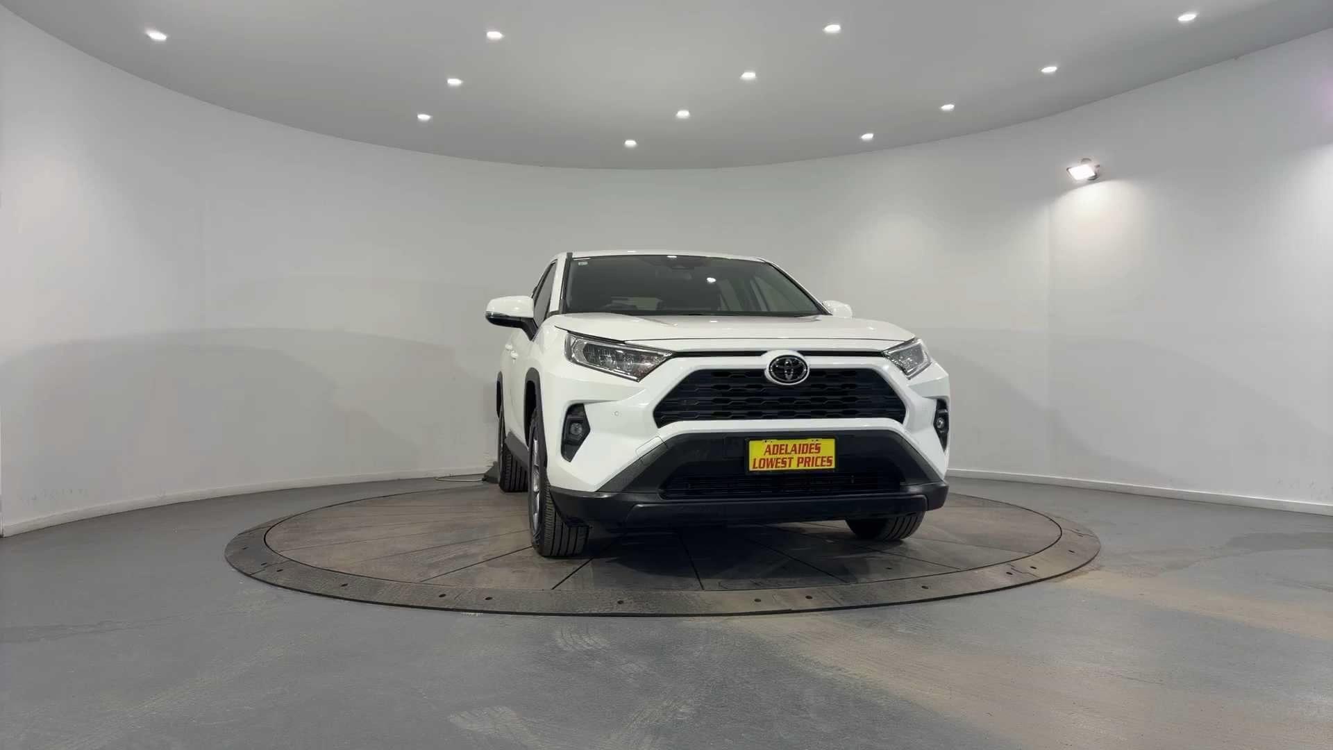Primary car image