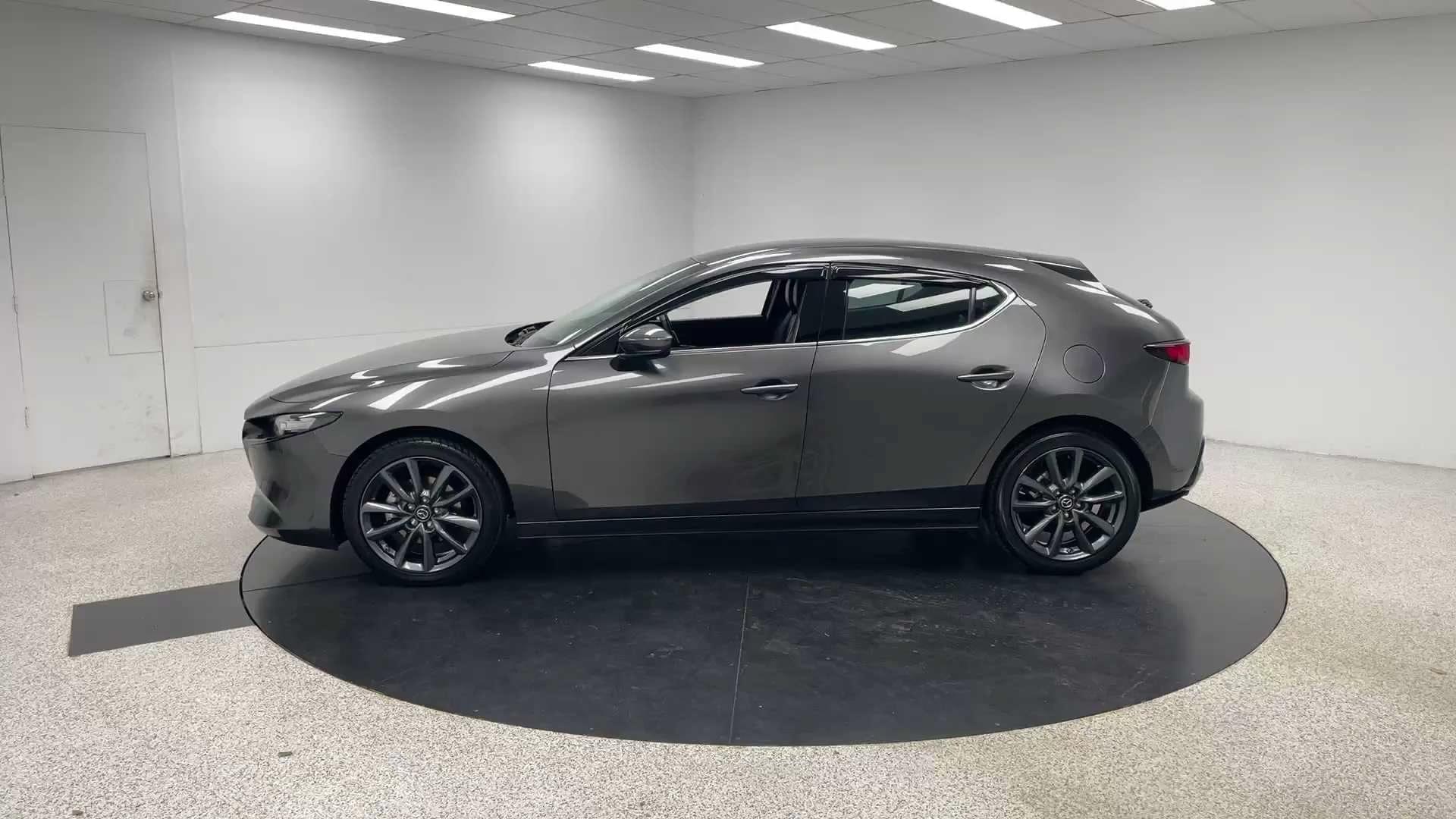 Primary car image