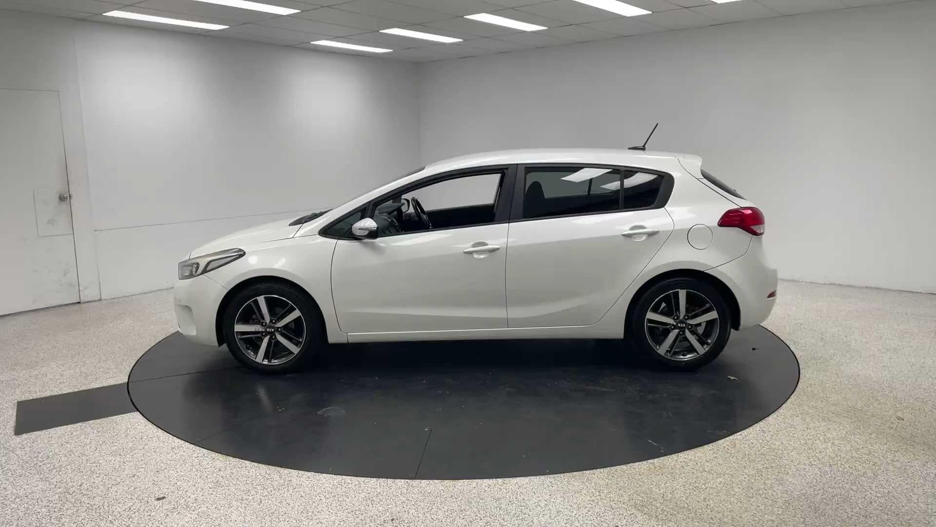 Primary car image