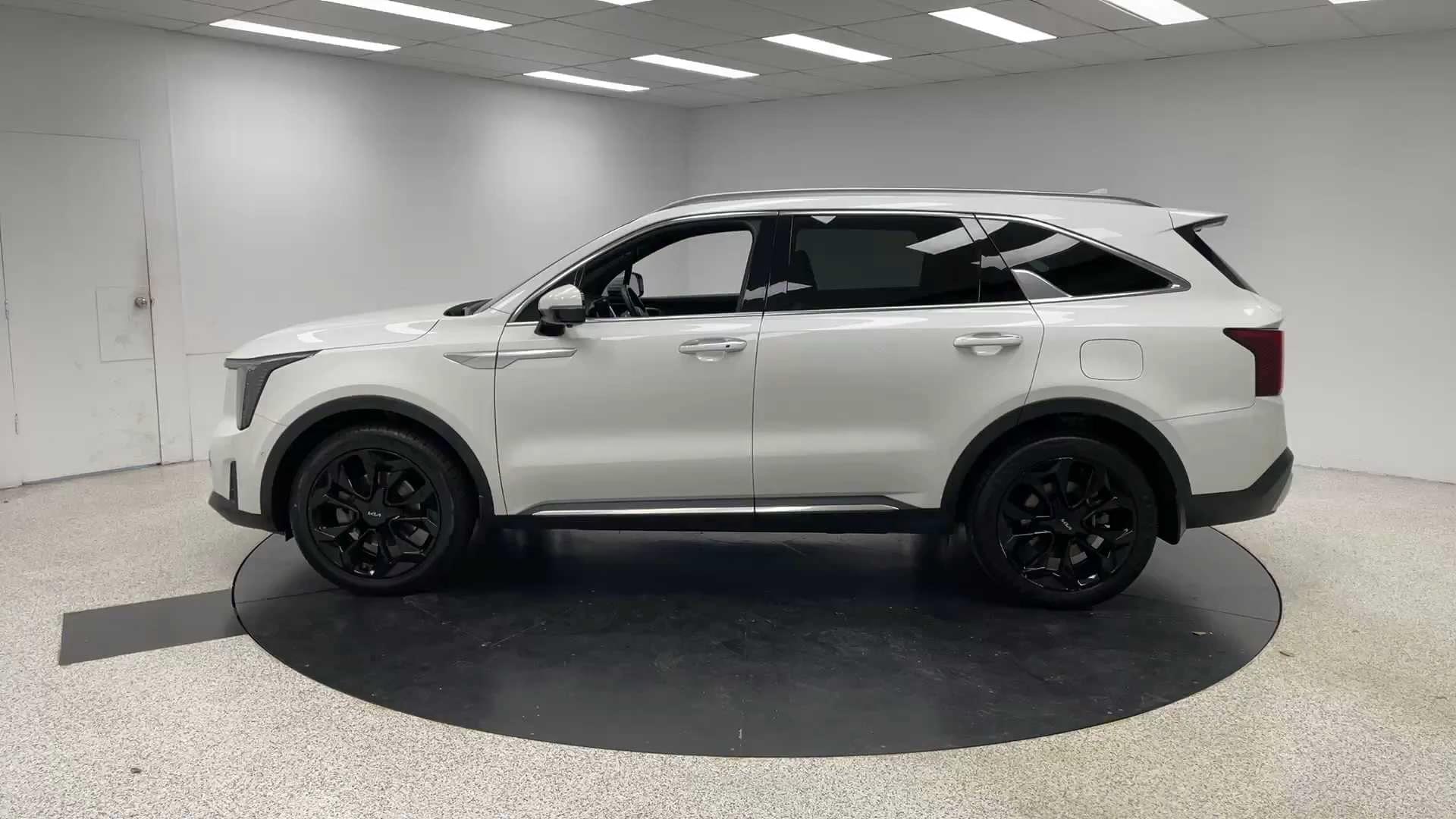 Primary car image