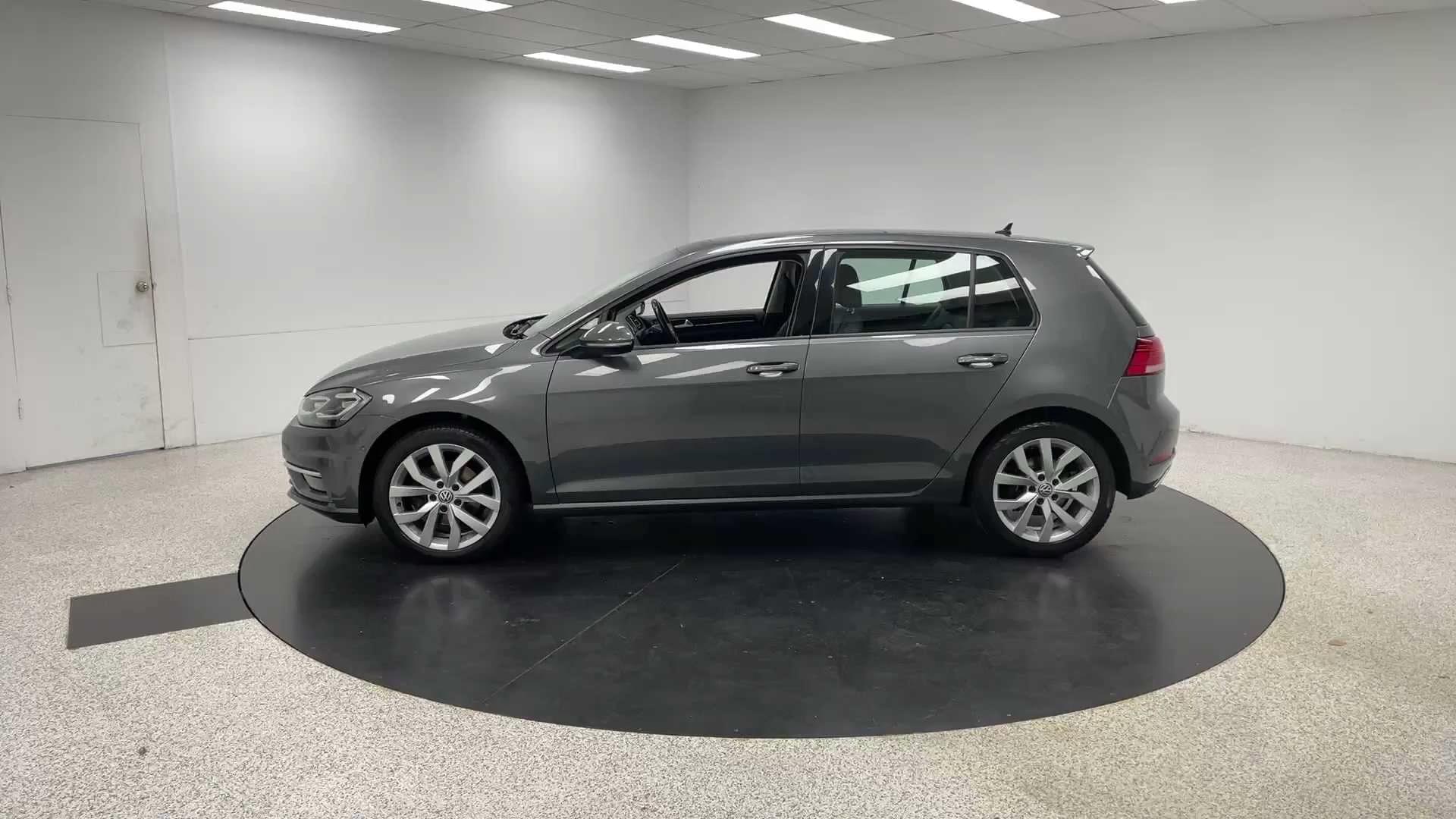 Primary car image