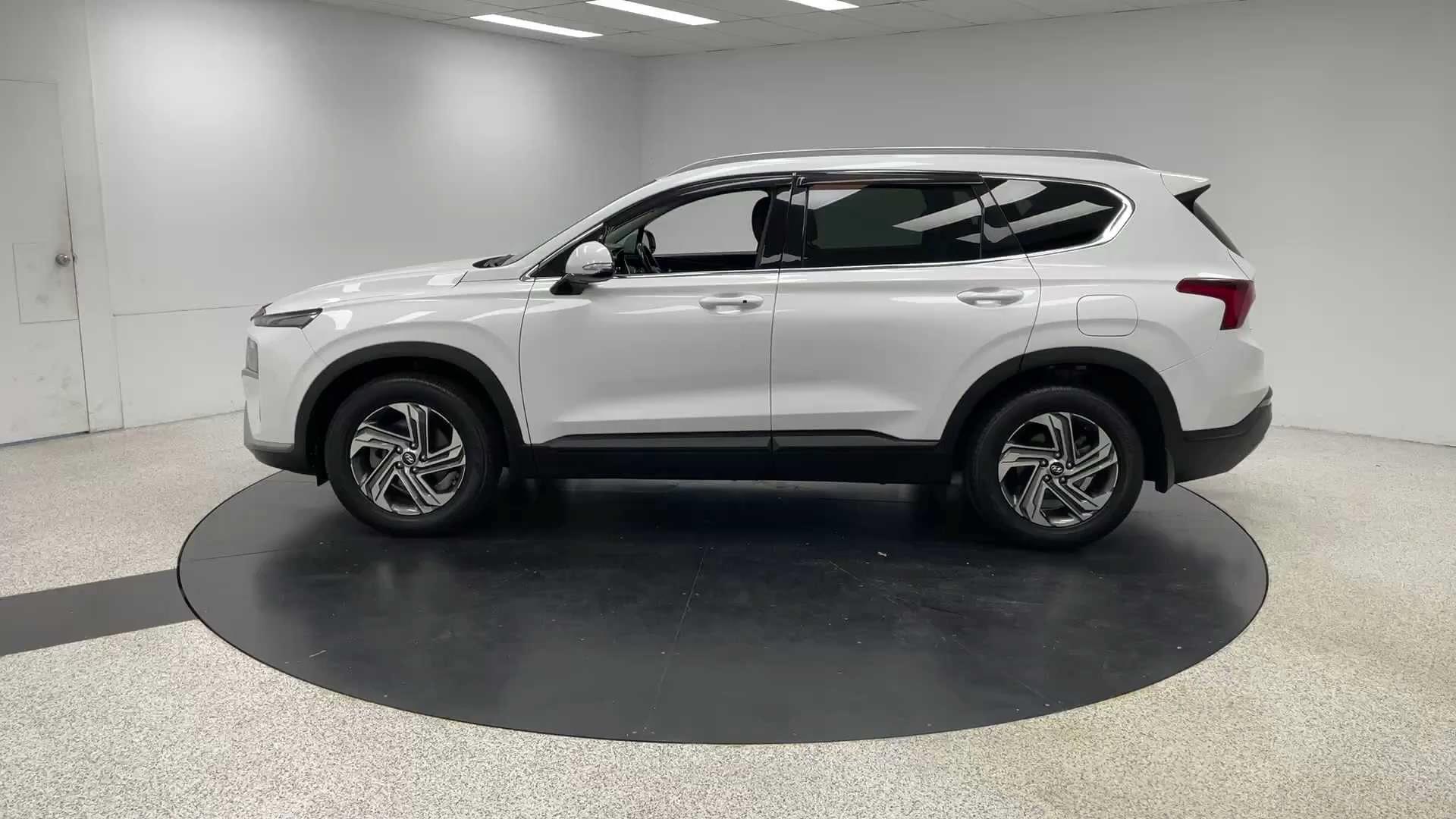 Primary car image