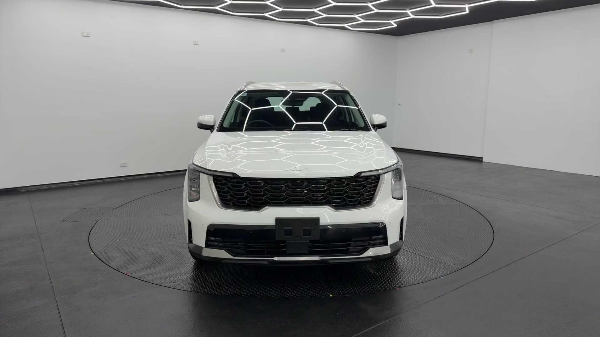 Primary car image