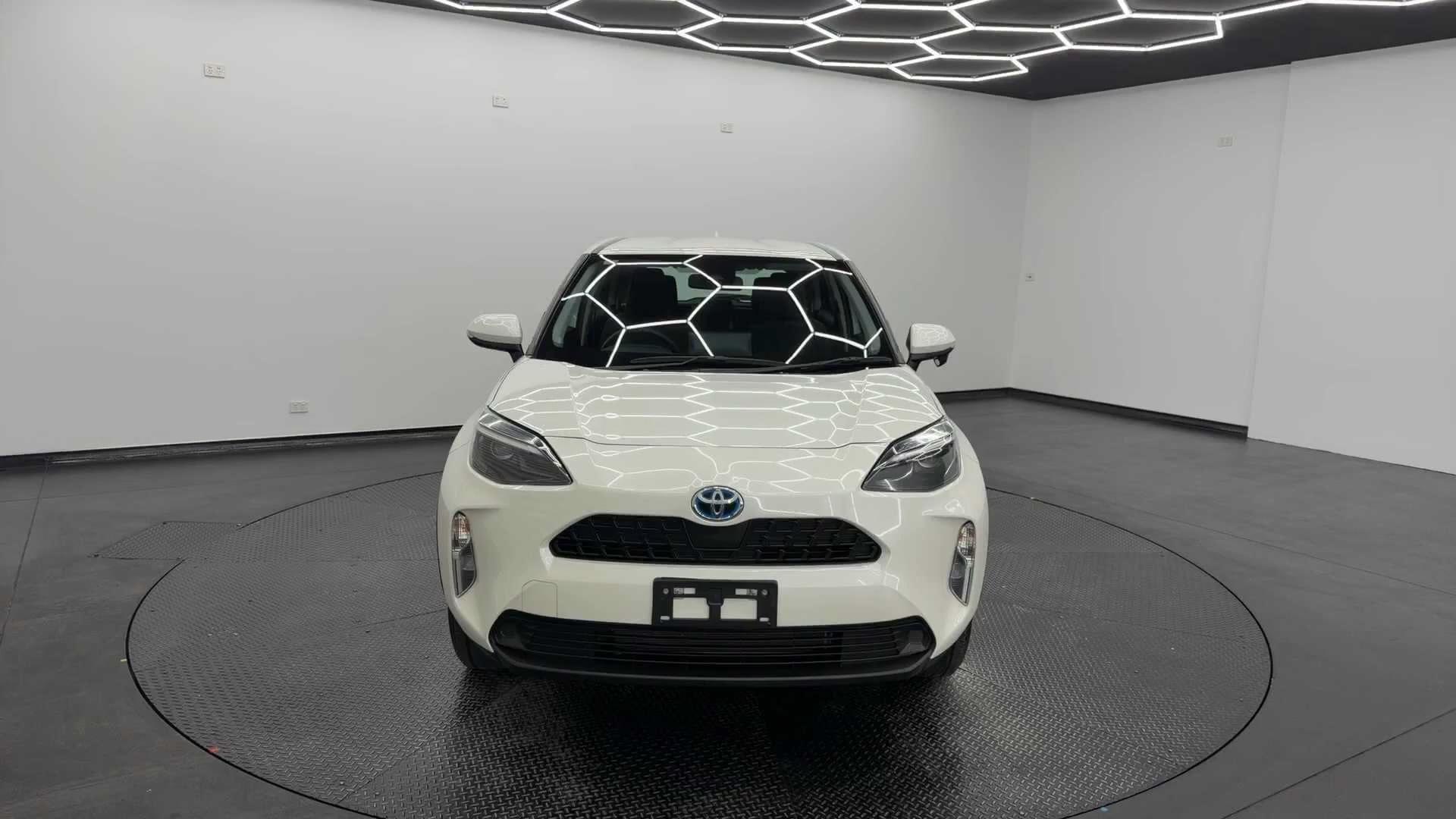 Primary car image