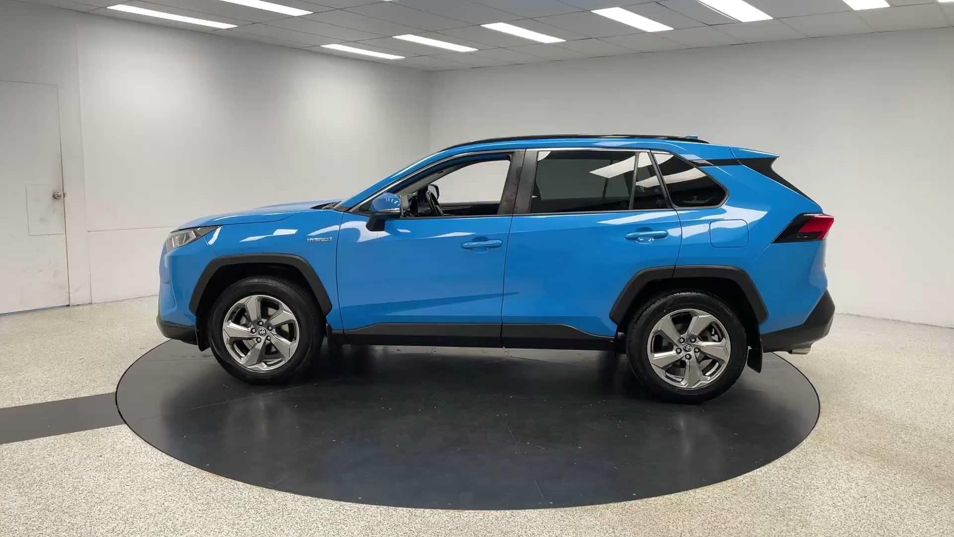 Primary car image