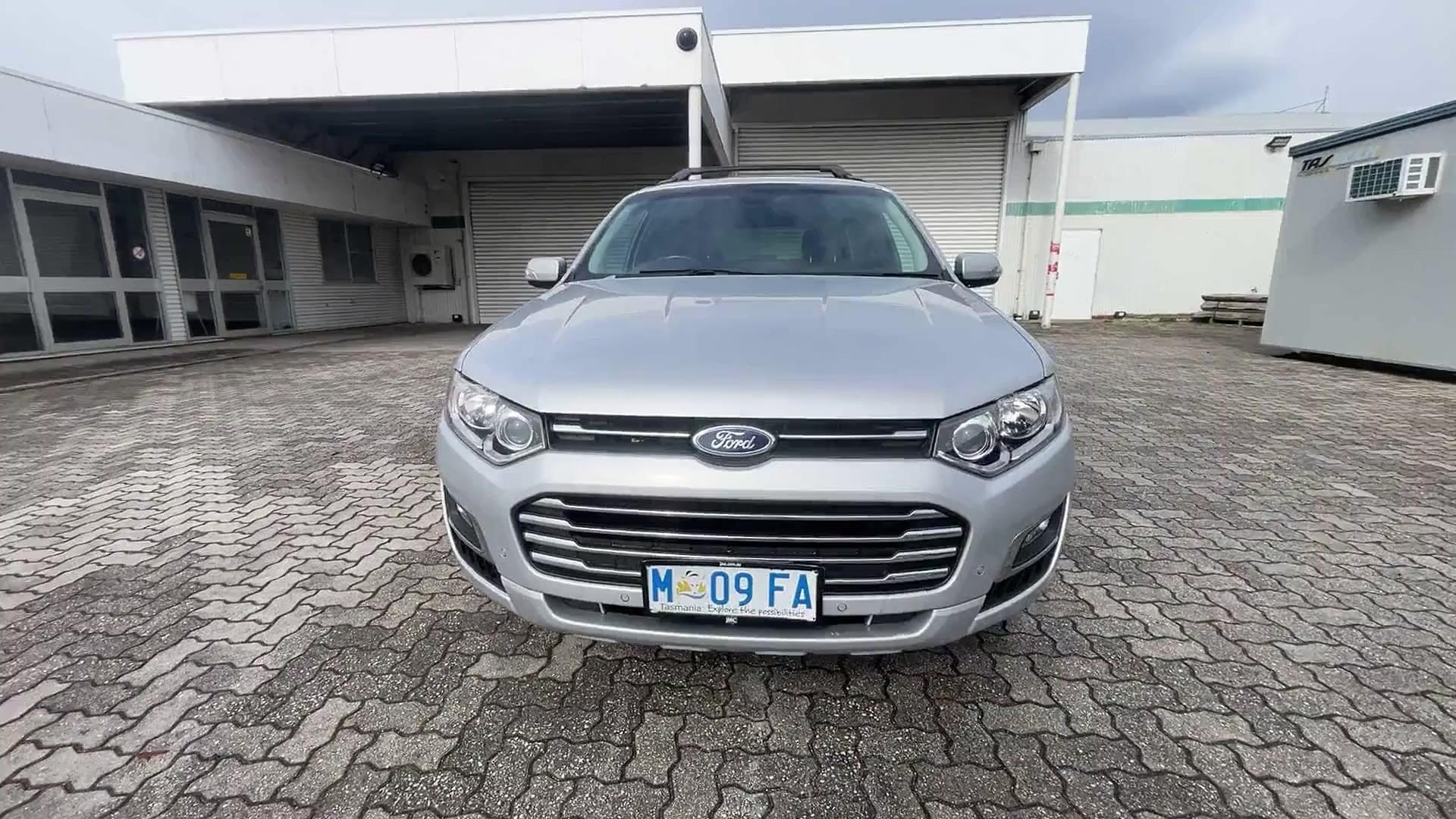 Primary car image