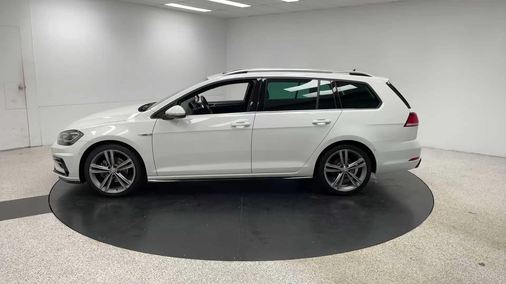 Primary car image