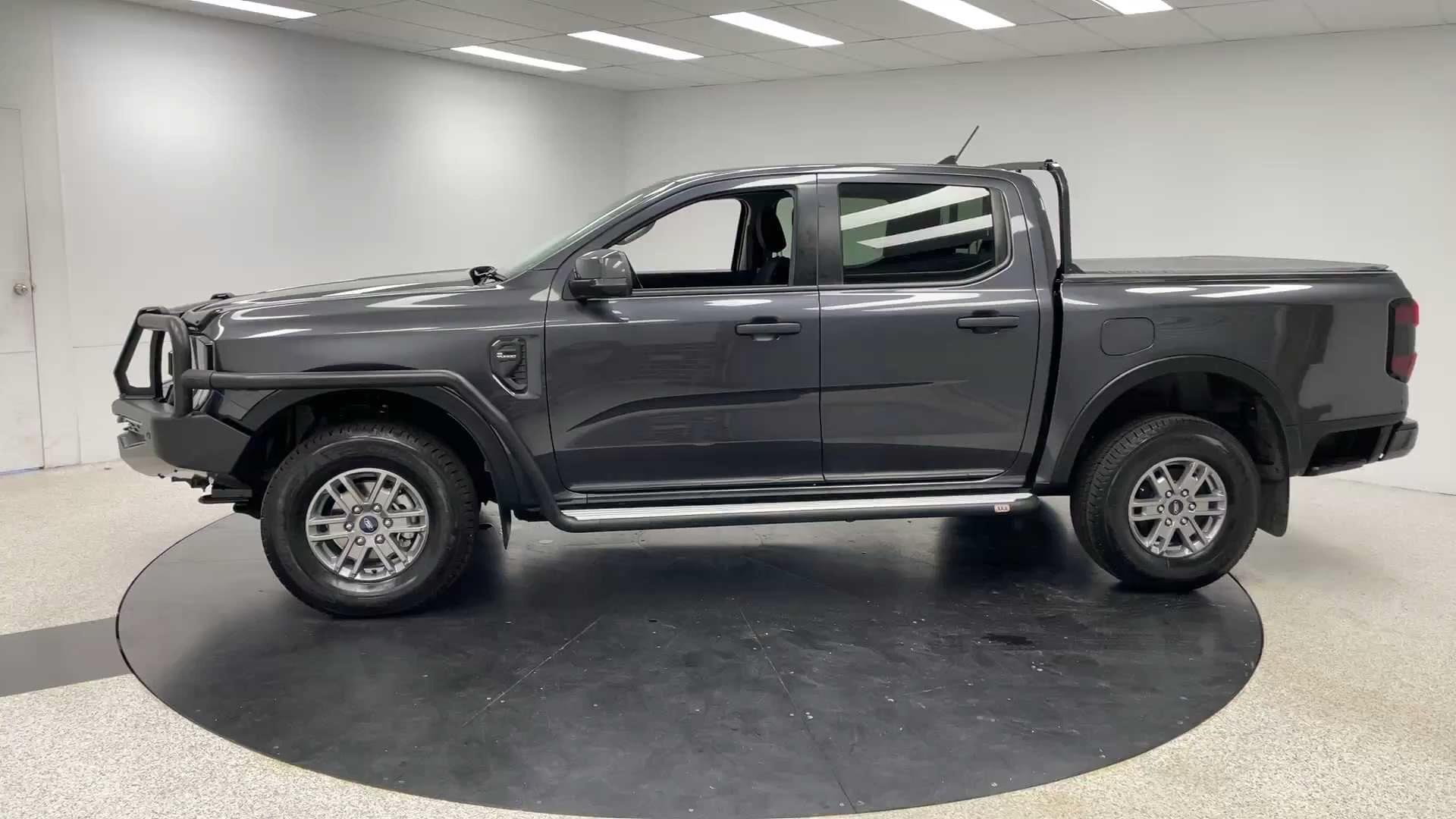 Primary car image