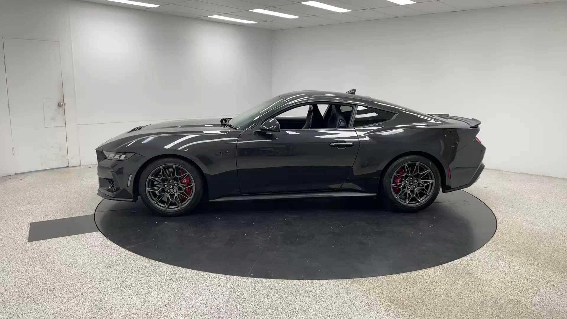 Primary car image