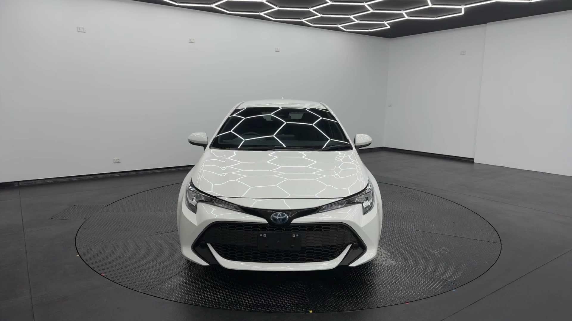 Primary car image