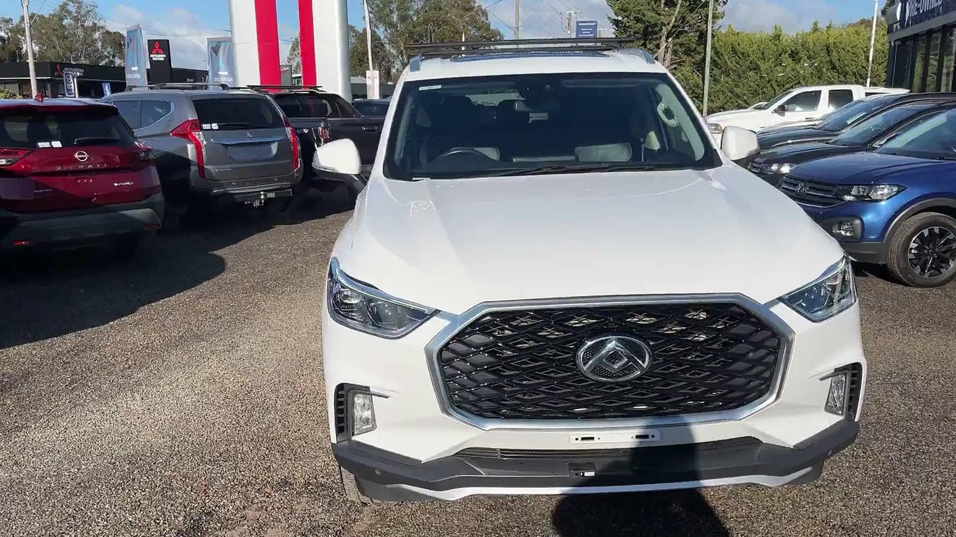 Primary car image