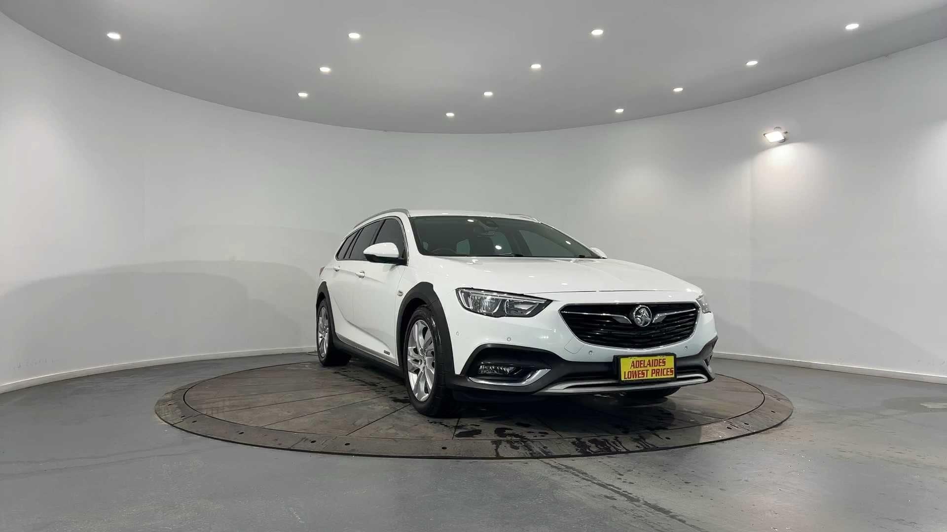 Primary car image
